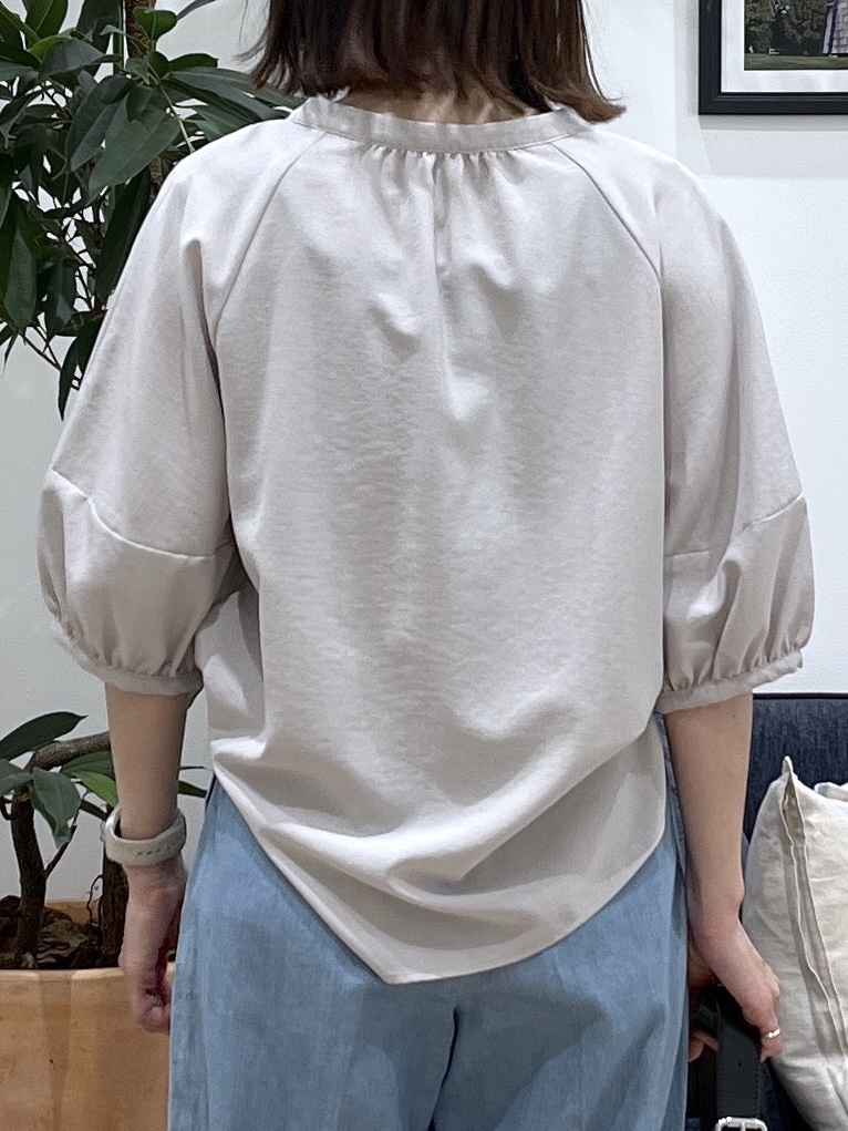 canaさんの「Dessin｜【洗える】スキッパーライトブラウス」を使ったコーディネート