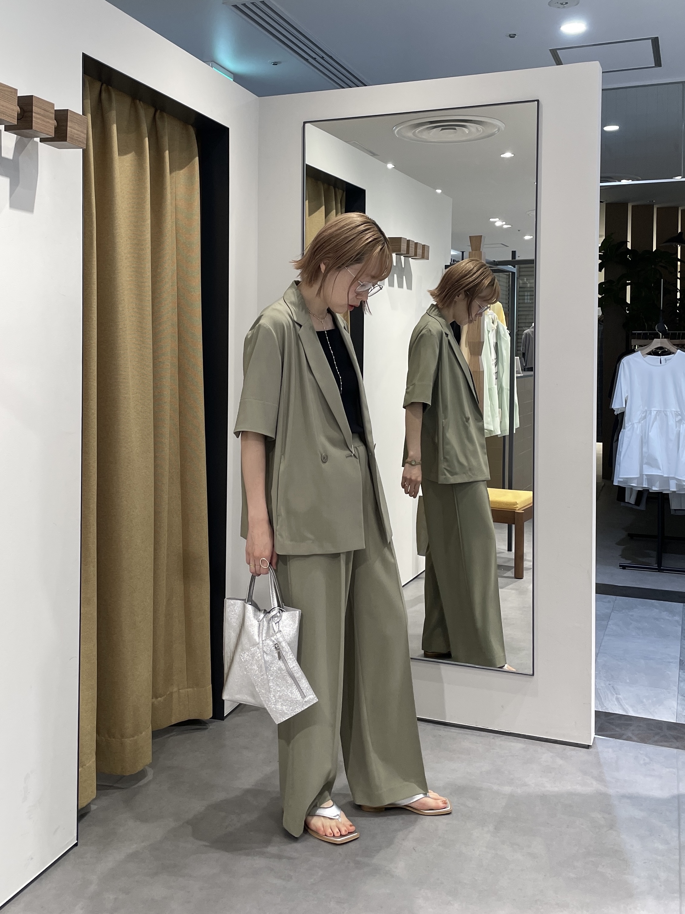 mikuさんの「INDIVI｜Comfy SET UP｜ハーフスリーブジャケット【セットアップ対応／通勤／接触冷感／UVカット】」を使ったコーディネート