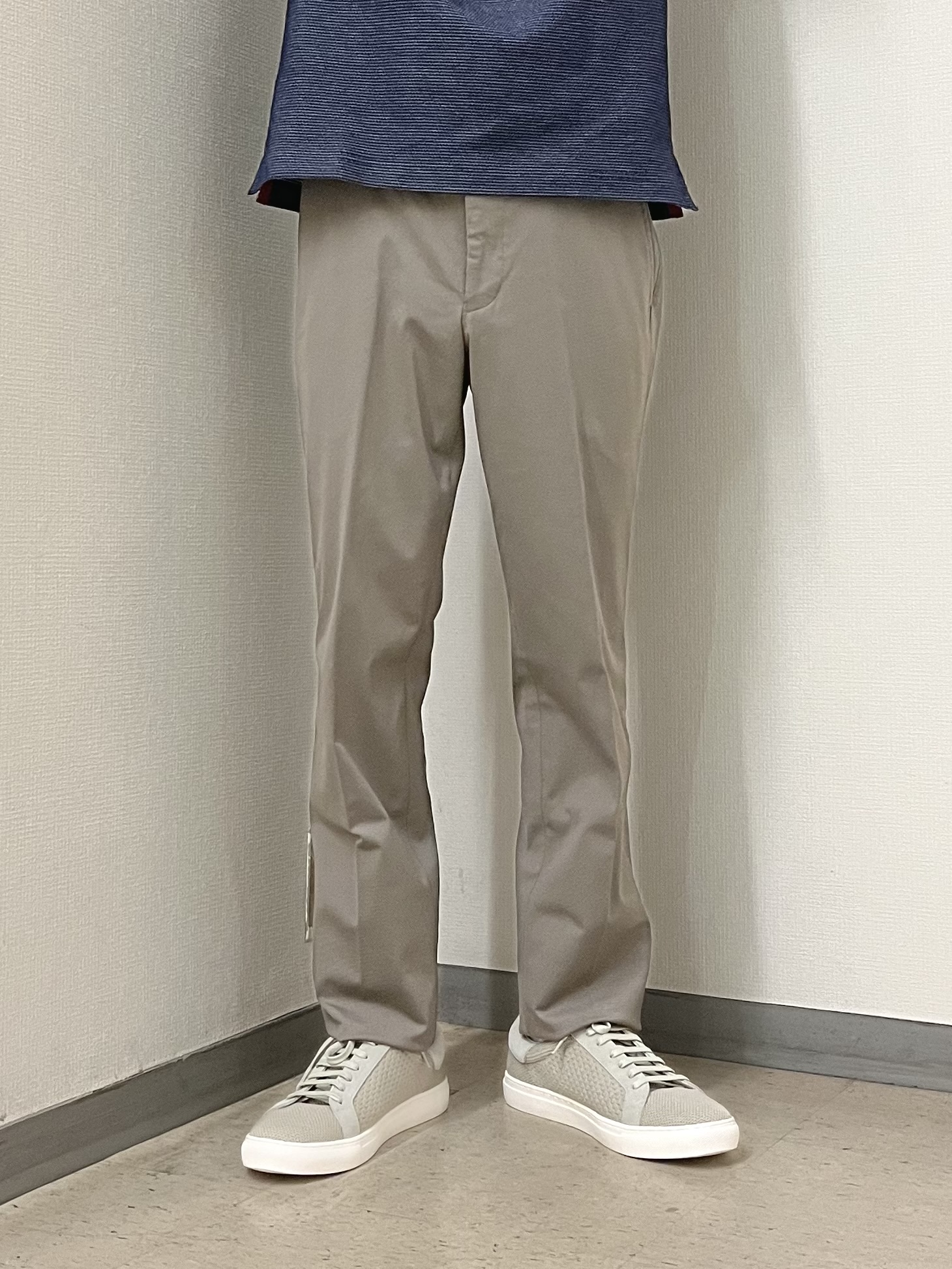 URAさんの「TAKEO KIKUCHI｜【360&deg;ストレッチ／軽量】None Of Stress ライト ジャケット（セットアップ対応）」を使ったコーディネート