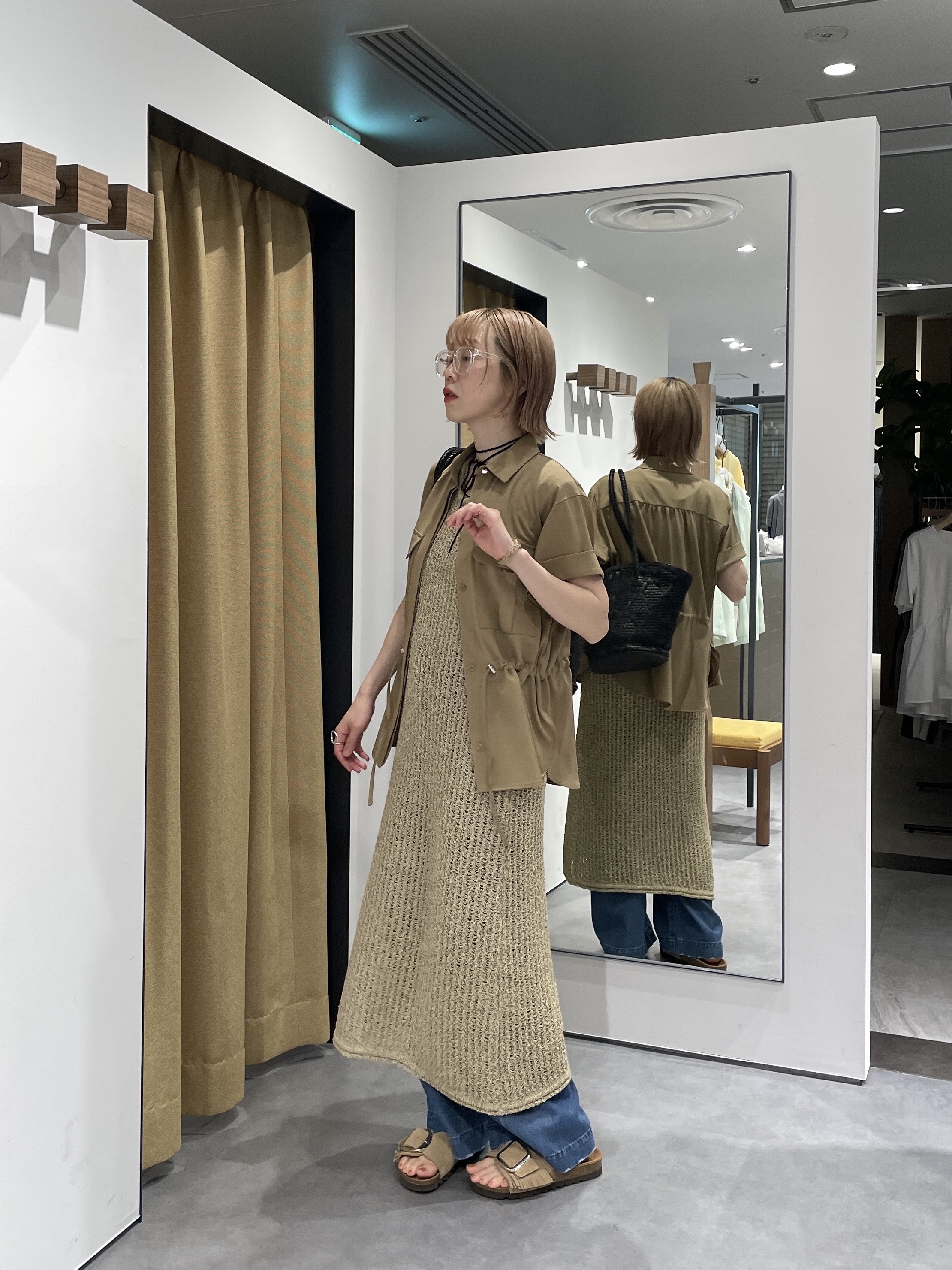 mikuさんの「INDIVI｜Comfy SET UP｜サファリシャツ【セットアップ対応／通勤／カセット服／接触冷感／UVカット】」を使ったコーディネート
