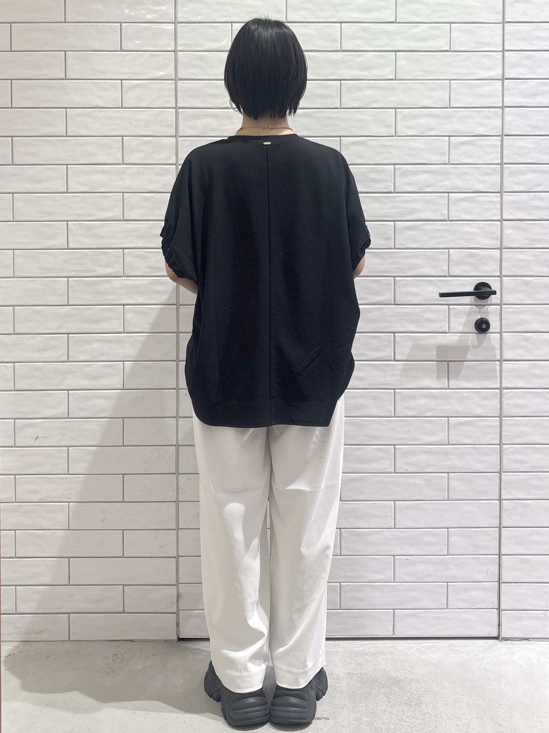 ayumiさんの「OPAQUE.CLIP｜【UV／吸水速乾】リラクシードルマントップス／セットアップ対応可《洗濯機OK》」を使ったコーディネート