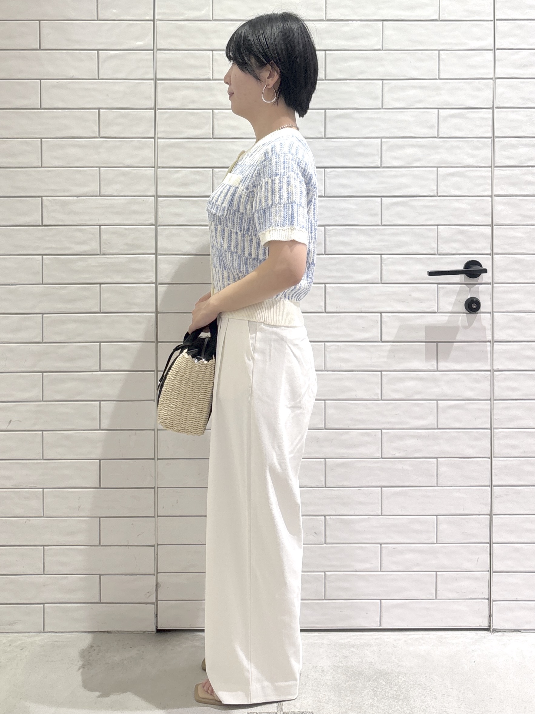 ayumiさんの「OPAQUE.CLIP｜配色半袖ニットカーディガン【洗濯機OK／抗ピル】」を使ったコーディネート