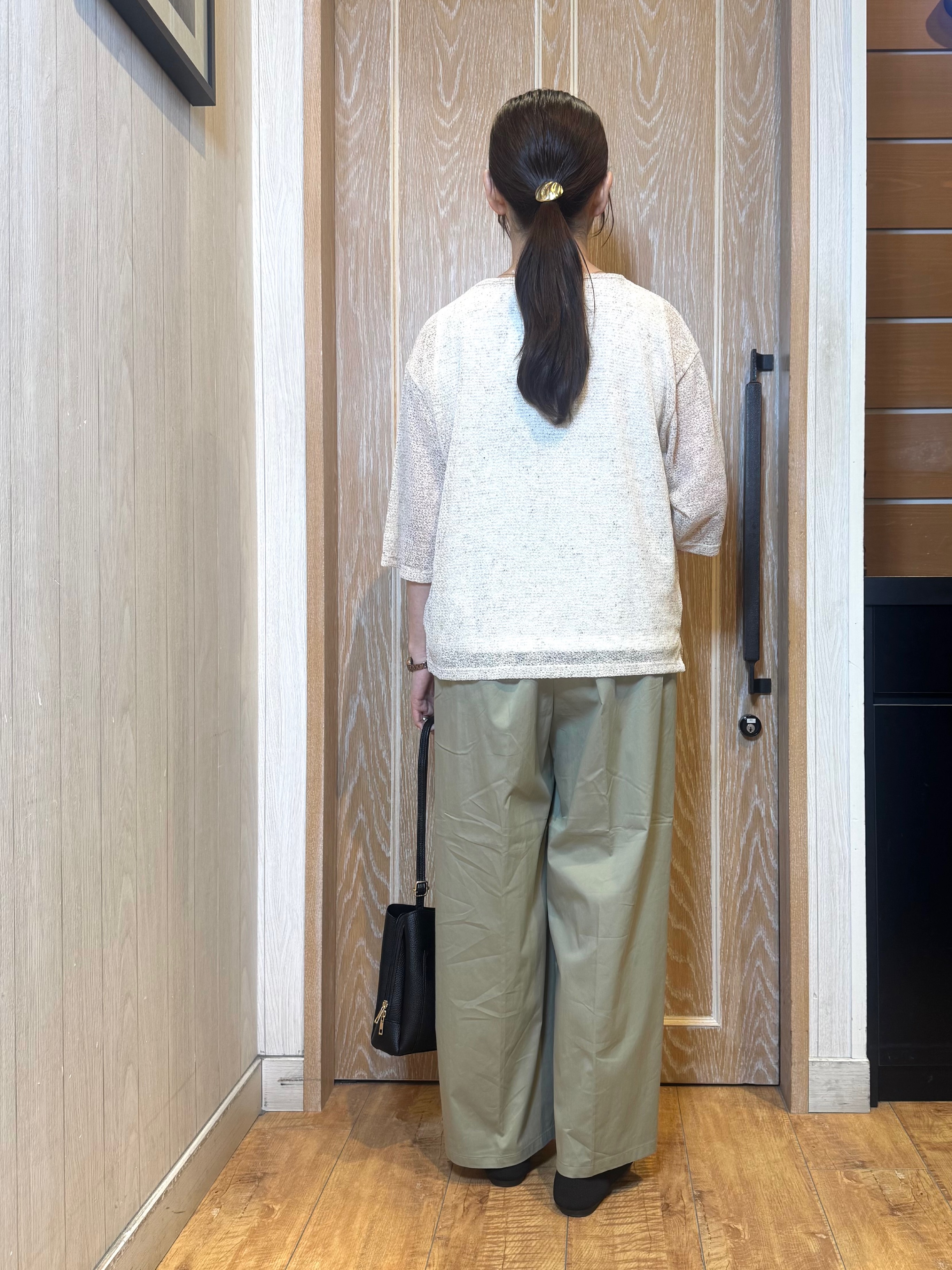 KAORIさんの「SHOO･LA･RUE｜【2点セット】メランジシアートップス&times;タンクトップセット」を使ったコーディネート