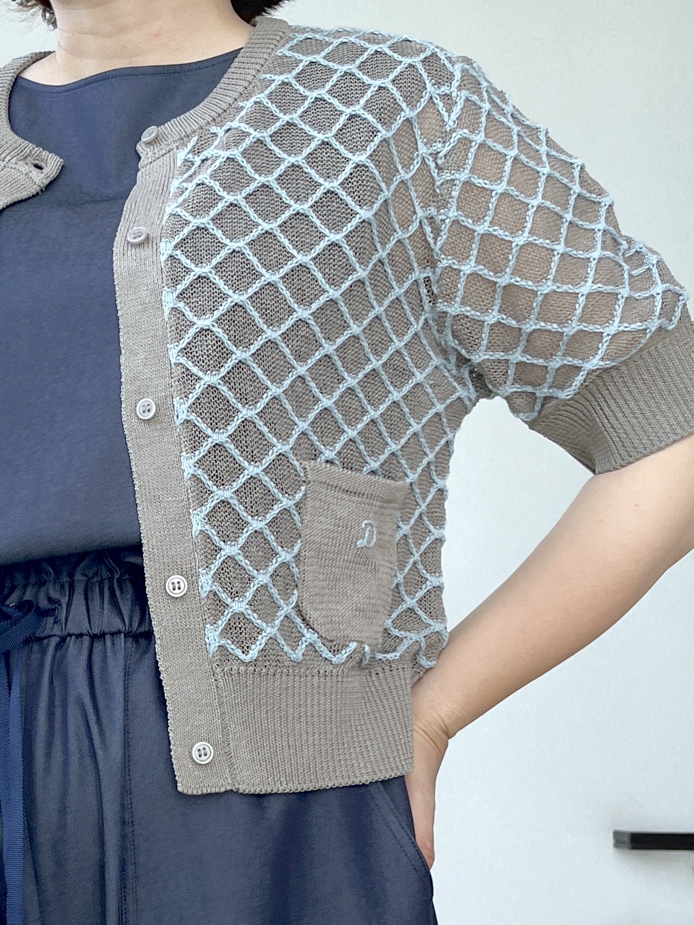 Soeさんの「DRESSTERIOR｜【otonaMUSE5月号掲載】スキニーベルトサンダル」を使ったコーディネート