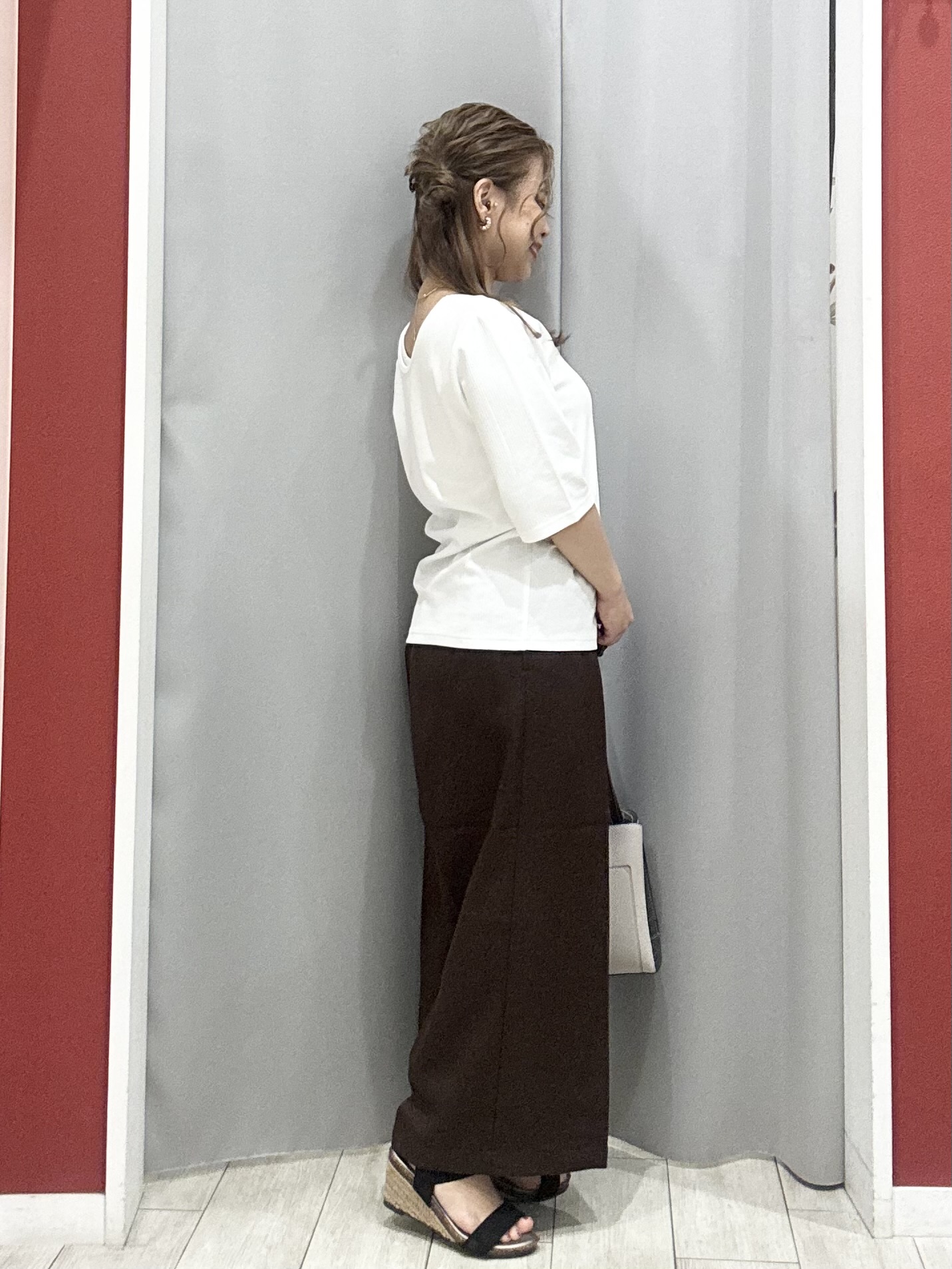 shioさんの「SHOO･LA･RUE｜【ネックアソート/洗濯機可】テレコ5分袖トップス」を使ったコーディネート