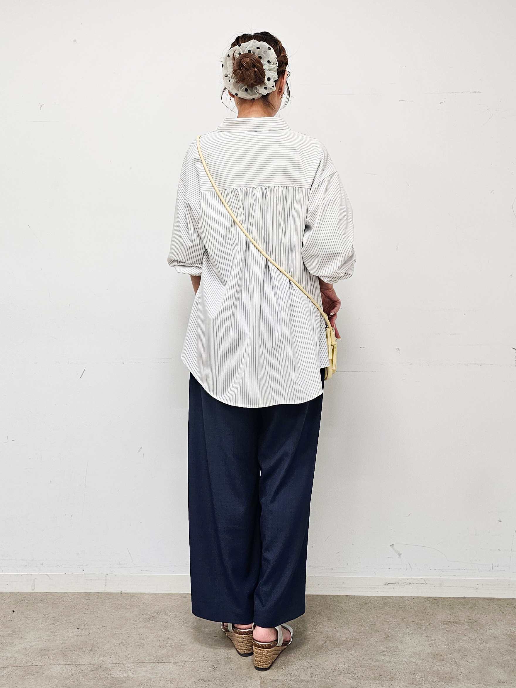 ゆゆさんの「SHOO･LA･RUE｜【UV/吸水速乾/洗濯後しわになりにくい】ラッシュガードにもなる ストライプシャツ」を使ったコーディネート