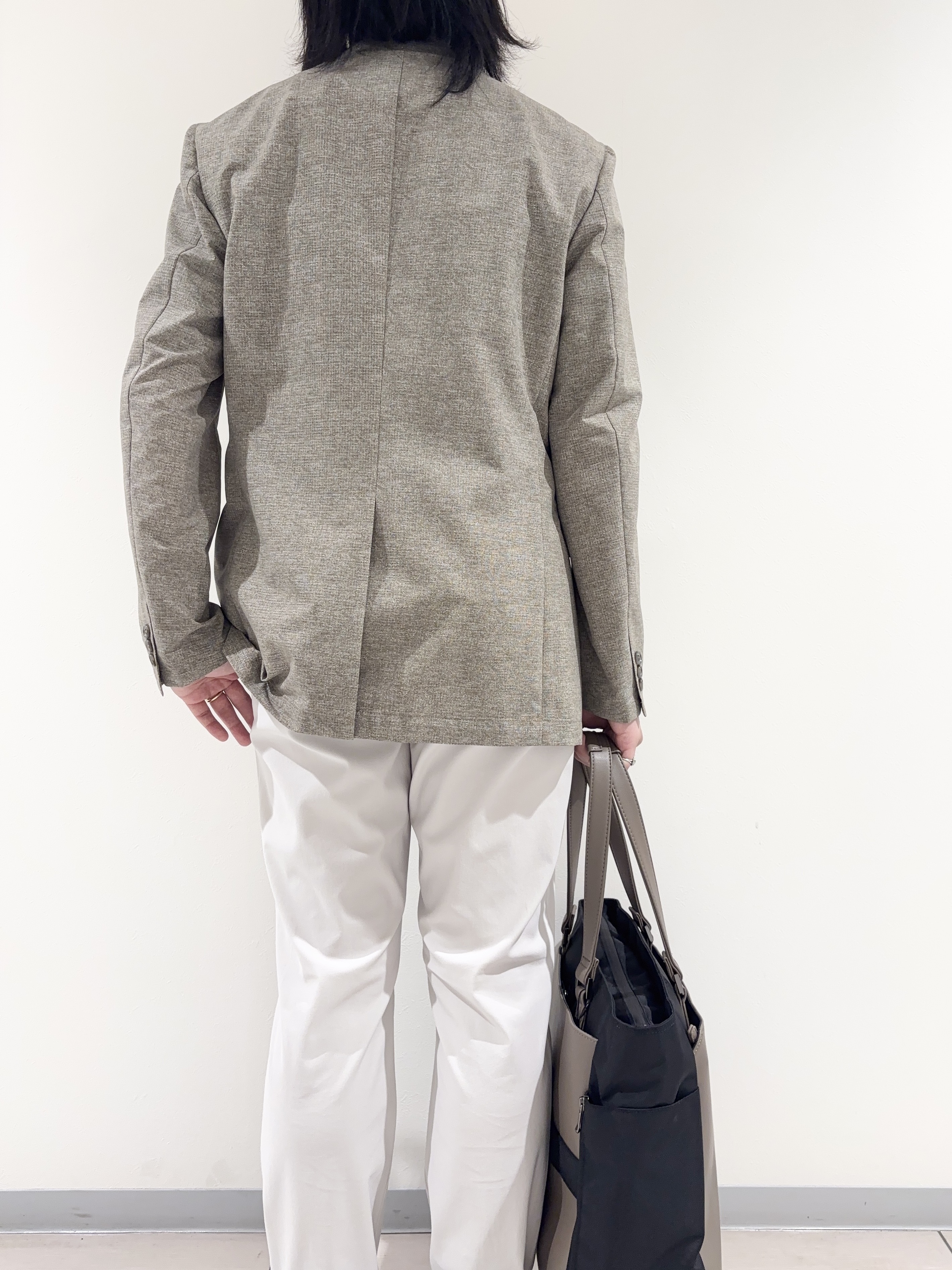 及川さんの「TAKEO KIKUCHI｜【抗菌防臭】COOL DOTS（R）ドビープリント ジャケット」を使ったコーディネート