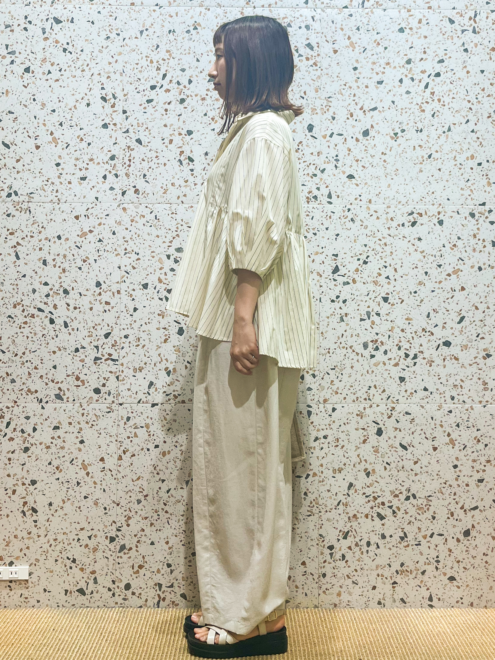 さくらさんの「OPAQUE.CLIP｜スキッパーペプラムブラウス【洗濯機OK】」を使ったコーディネート