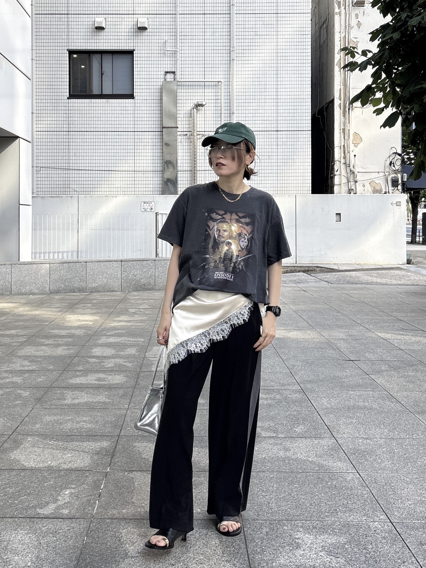 kotakiさんの「INDIVI｜Comfy SET UP｜イージーサイドラインワイドパンツ【セットアップ対応／通勤／カセット服／接触」を使ったコーディネート
