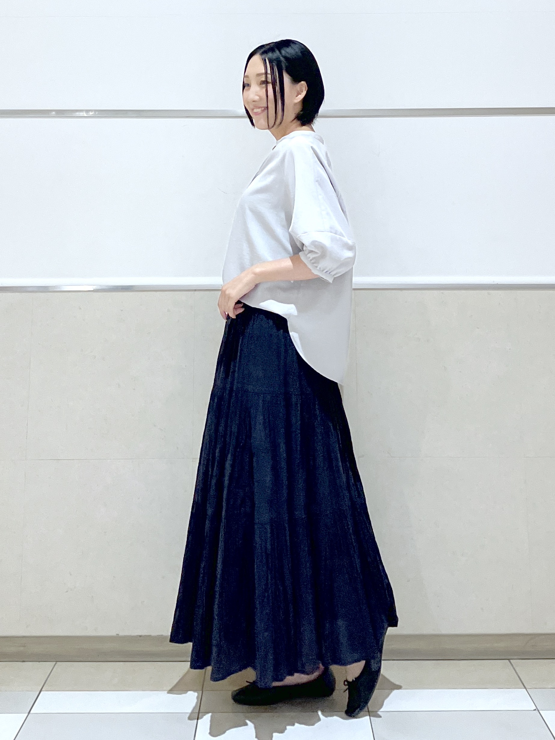 eriko さんの「Dessin｜【洗える】スキッパーライトブラウス」を使ったコーディネート