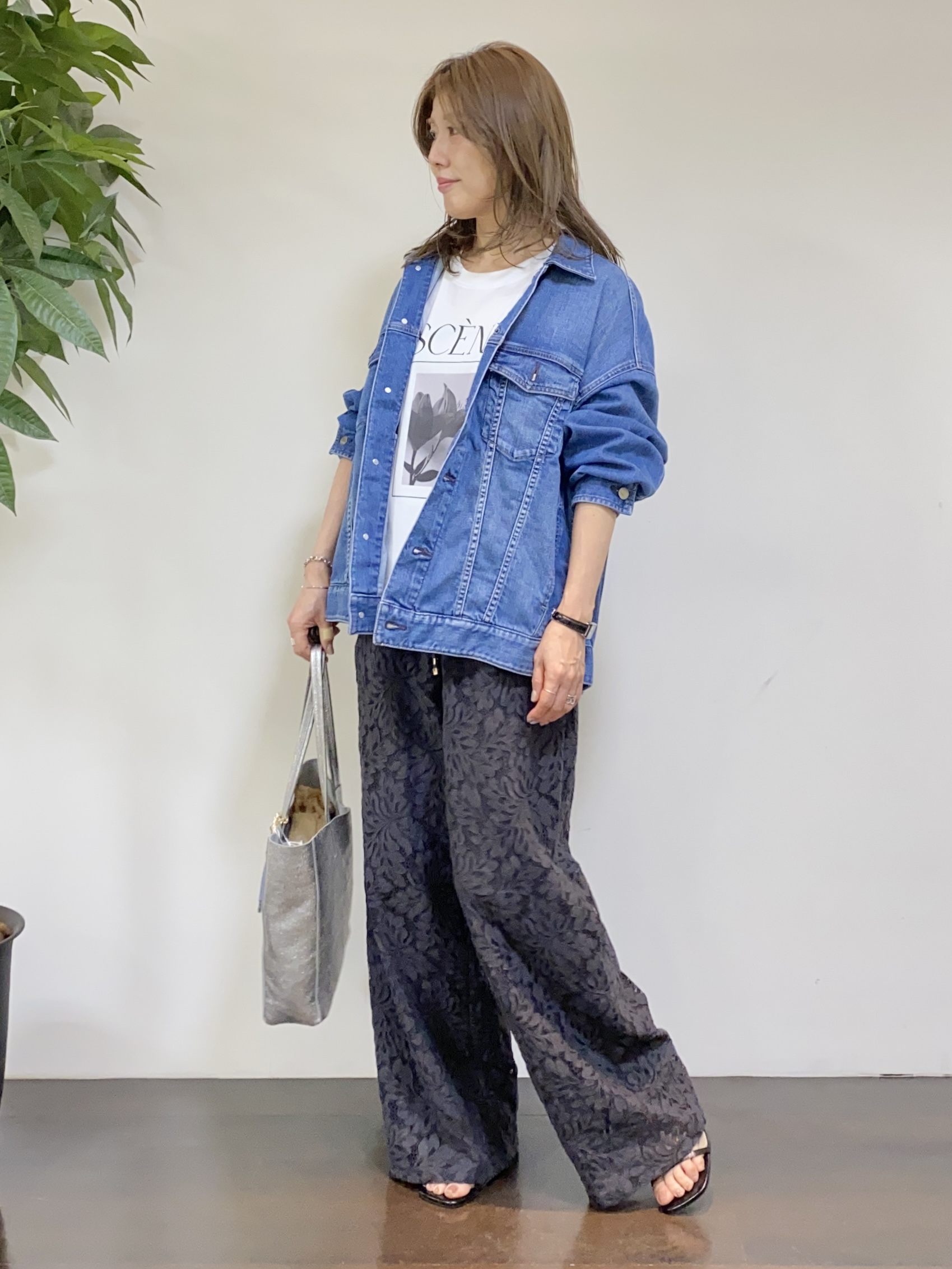 tomoさんの「UNTITLED｜【Healthy DENIM】別注Bran／デニムジャケット」を使ったコーディネート