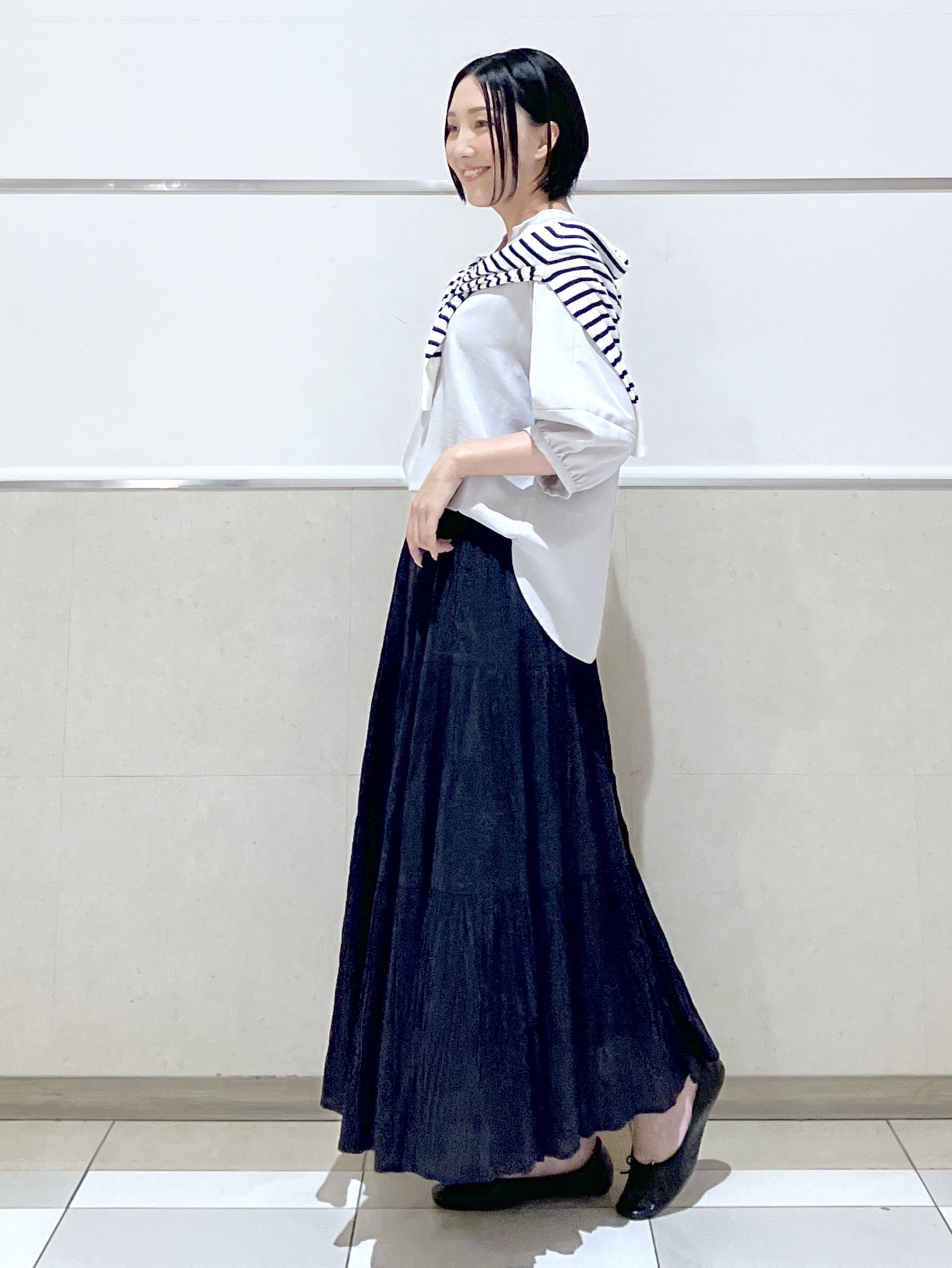 eriko さんの「Dessin｜【洗える】スキッパーライトブラウス」を使ったコーディネート