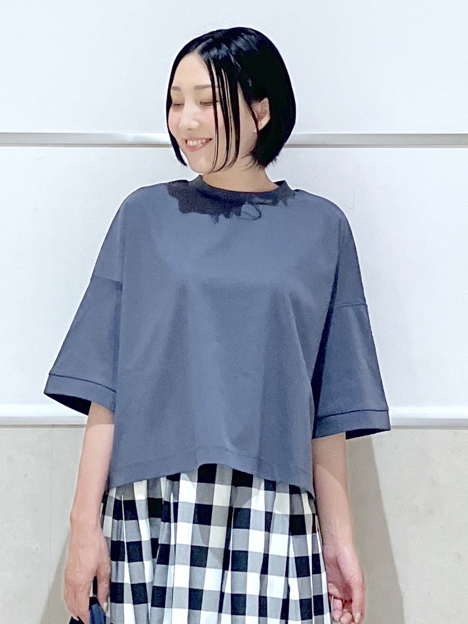 eriko さんの「Dessin｜【体型カバー】美光沢カットソーボクシーシルエット」を使ったコーディネート