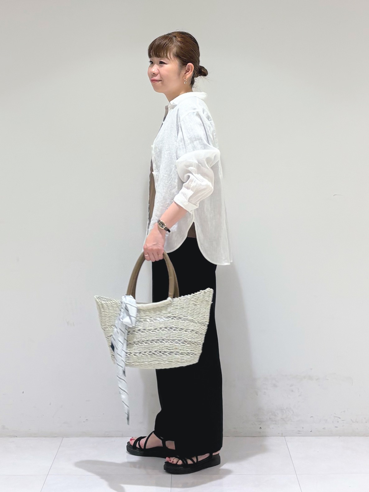 tsuyuさんの「INDIVI｜【2柄展開】柄デザインスカーフ」を使ったコーディネート
