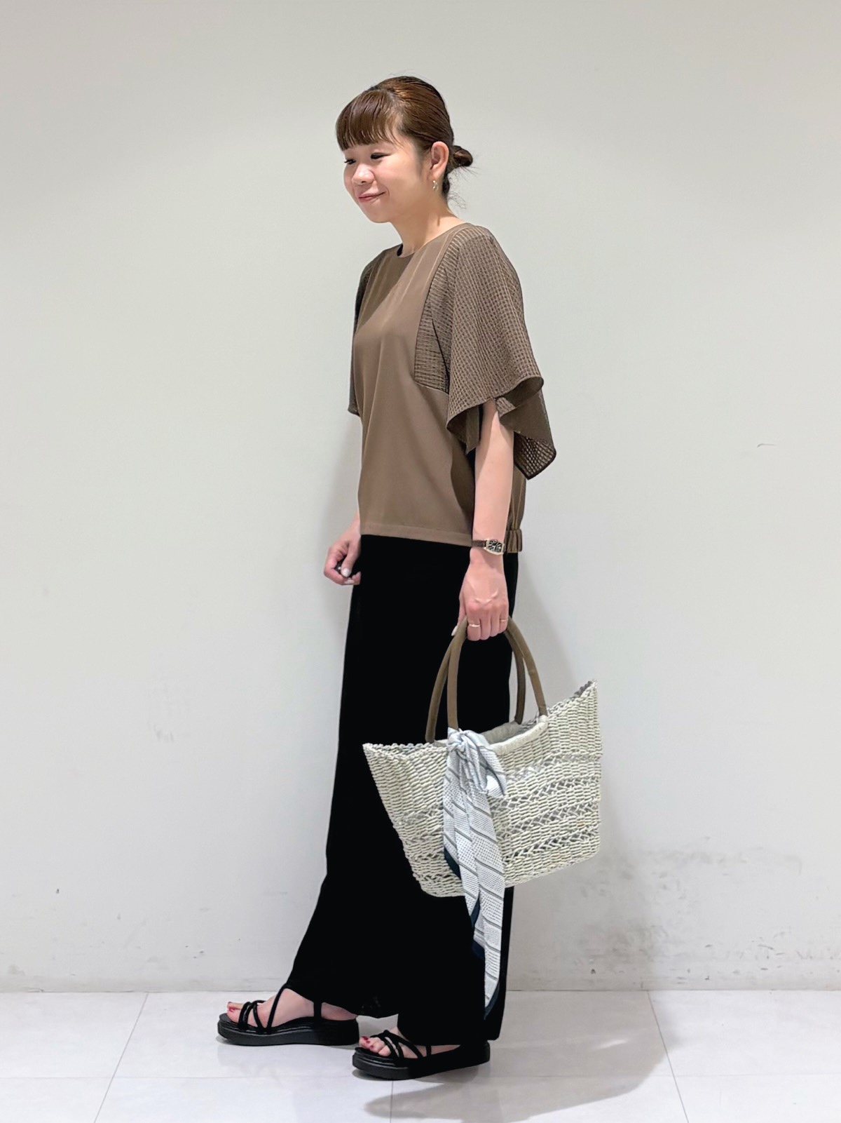 tsuyuさんの「INDIVI｜【2柄展開】柄デザインスカーフ」を使ったコーディネート