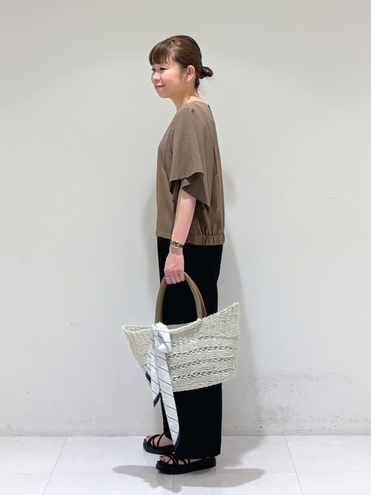 tsuyuさんの「INDIVI｜【2柄展開】柄デザインスカーフ」を使ったコーディネート