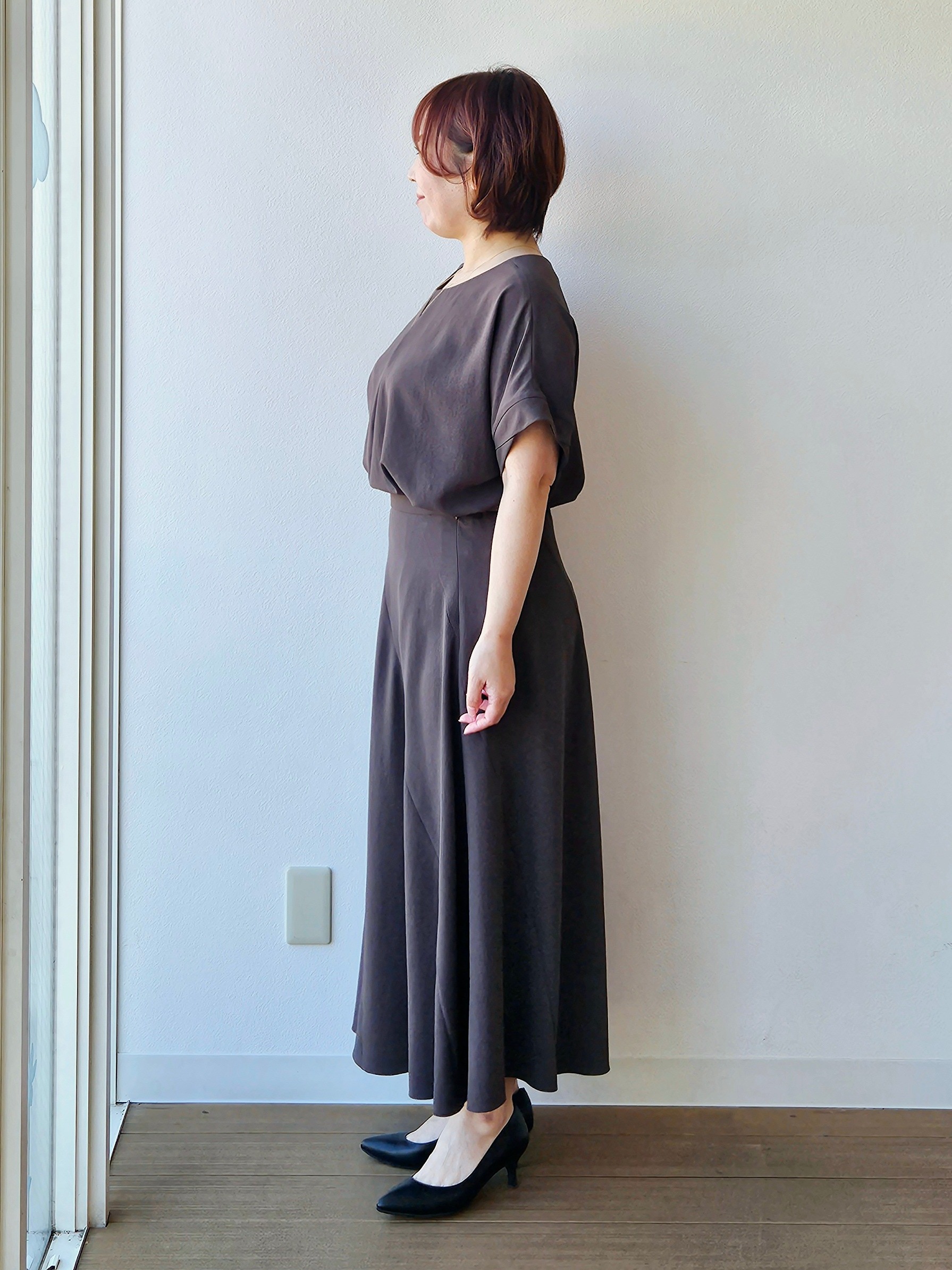 やじまさんの「UNTITLED｜【セットアップ可/UVカット/前後2WAY】リラクシーフレンチスリーブブラウス」を使ったコーディネート