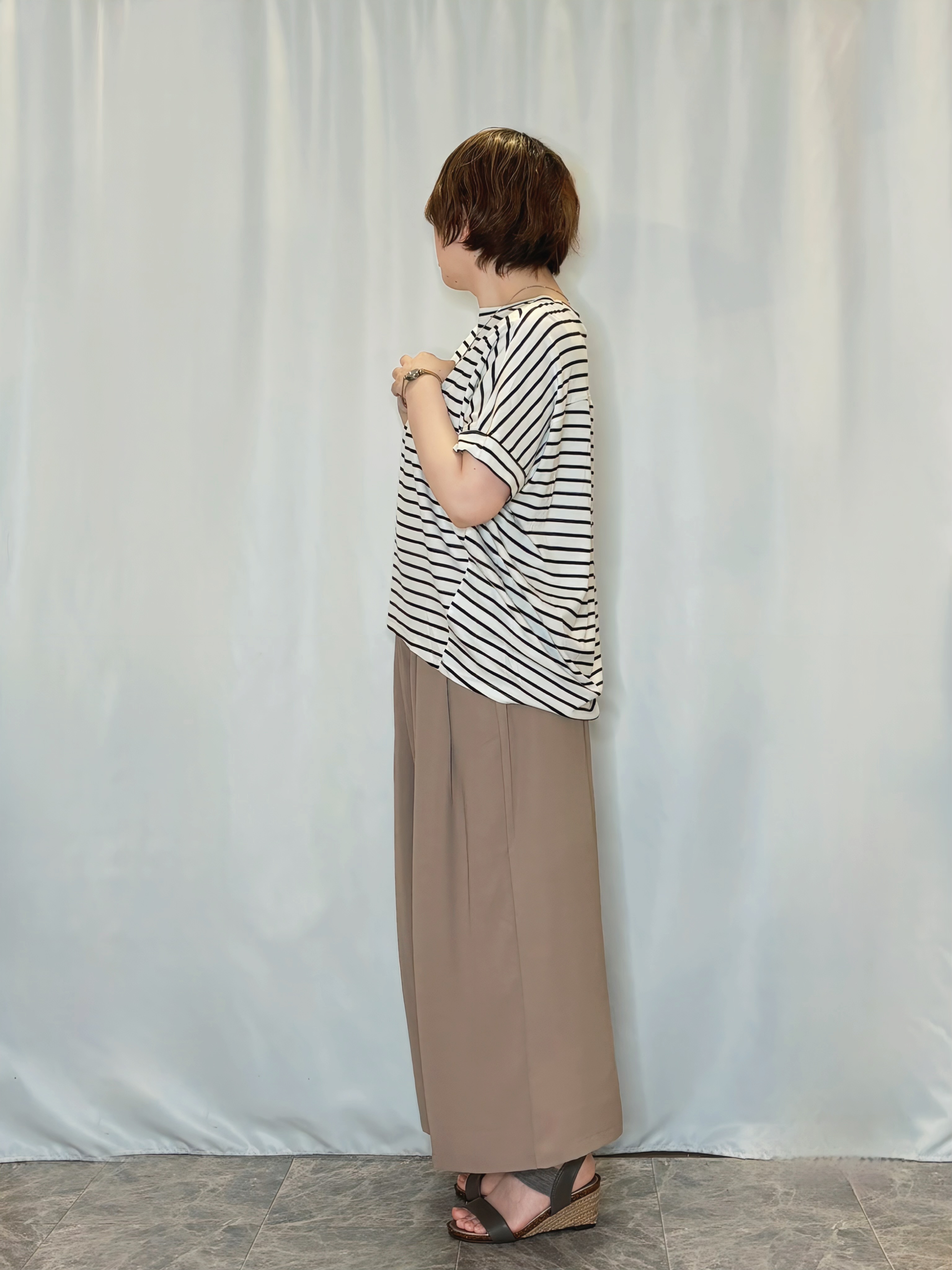 たみさんの「SHOO･LA･RUE｜【洗濯機可/S-LL】オンにもオフにも マルチに使えるボタンレスカーディガン」を使ったコーディネート