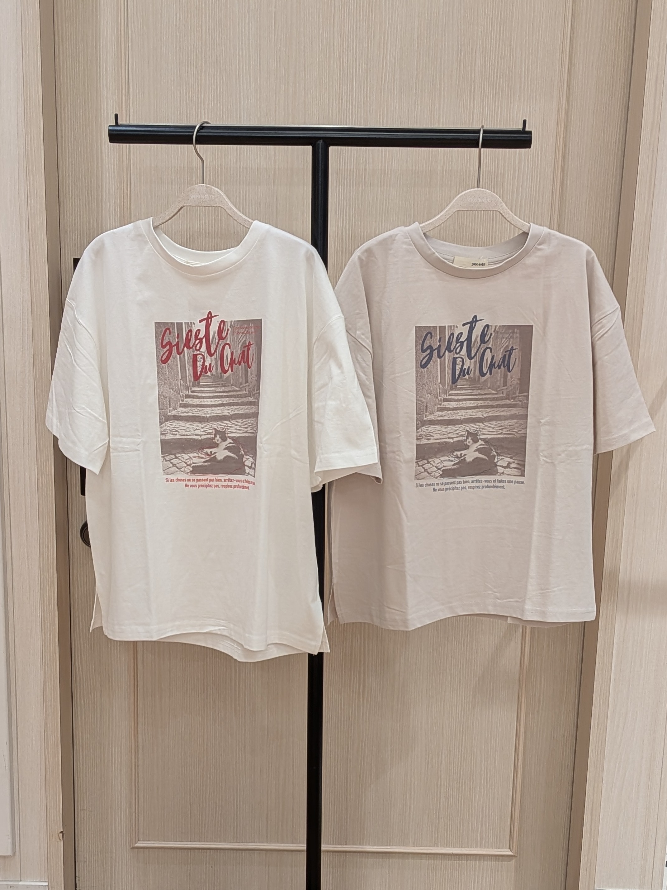 Tさんの「SHOO･LA･RUE｜【綿100％/S-LL/プチプラ】選べる3柄 プリントアソートTシャツ」を使ったコーディネート
