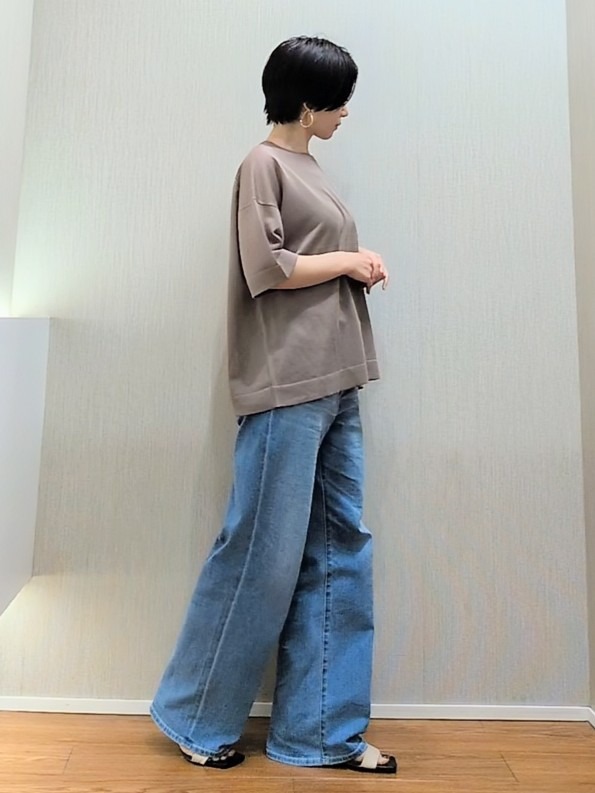 ミズタさんの「UNTITLED｜【アンサンブル可/Tシャツ風/ゆったり】リラックスニットトップス」を使ったコーディネート