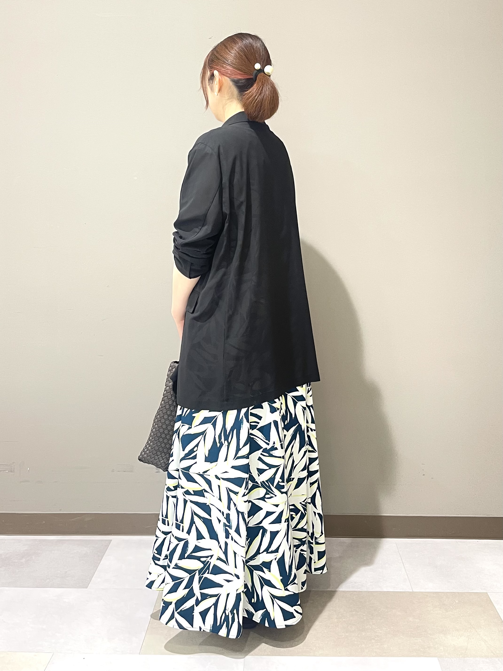Tomoさんの「UNTITLED｜【リラクシー/着映え】ボタニカルリーフワンピース」を使ったコーディネート