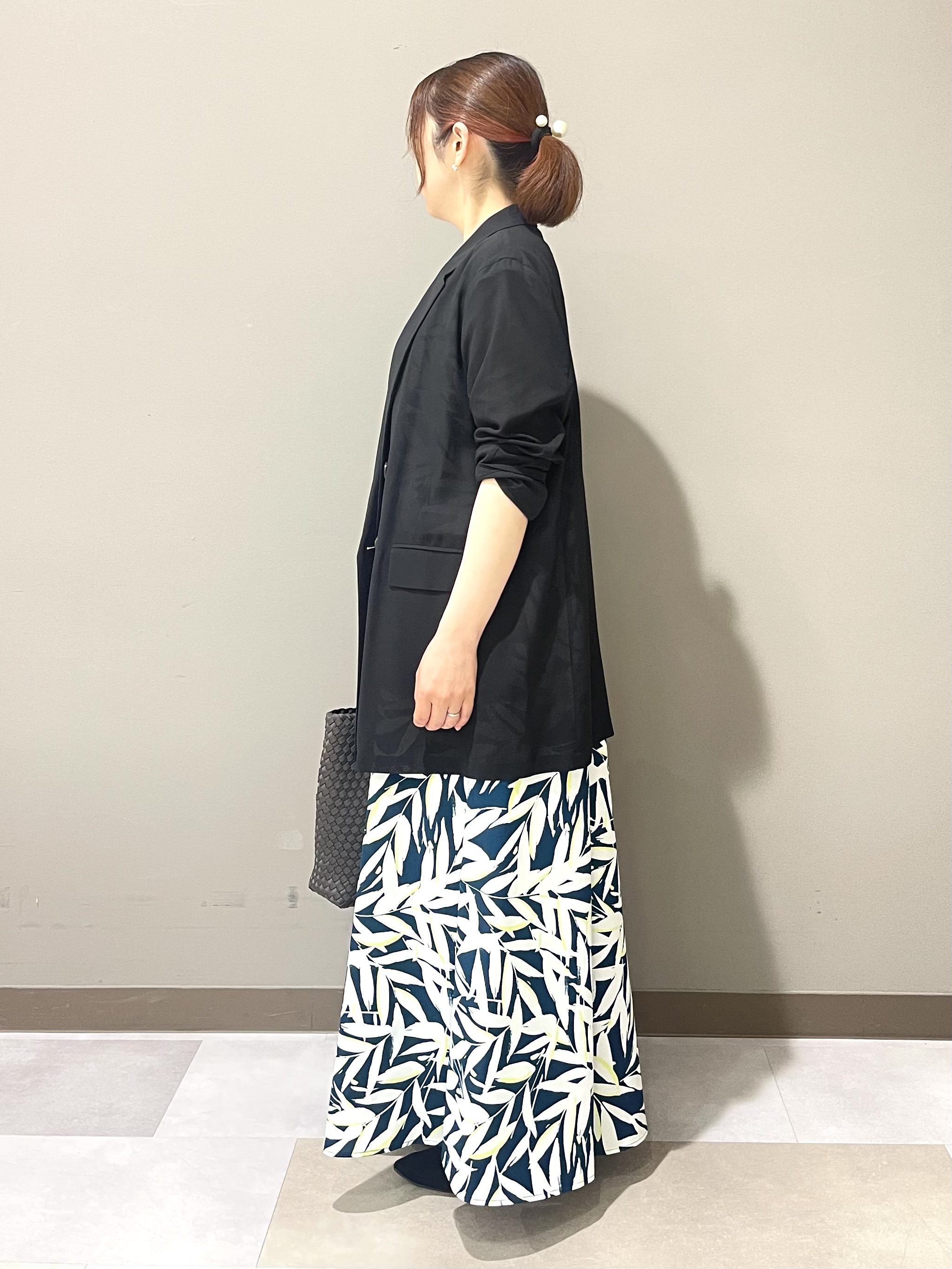 Tomoさんの「UNTITLED｜【リラクシー/着映え】ボタニカルリーフワンピース」を使ったコーディネート