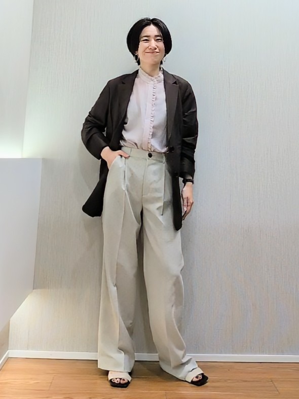 ミズタさんの「UNTITLED｜◆【程よいシアー感/洗える】エアリーバイオジャケット」を使ったコーディネート