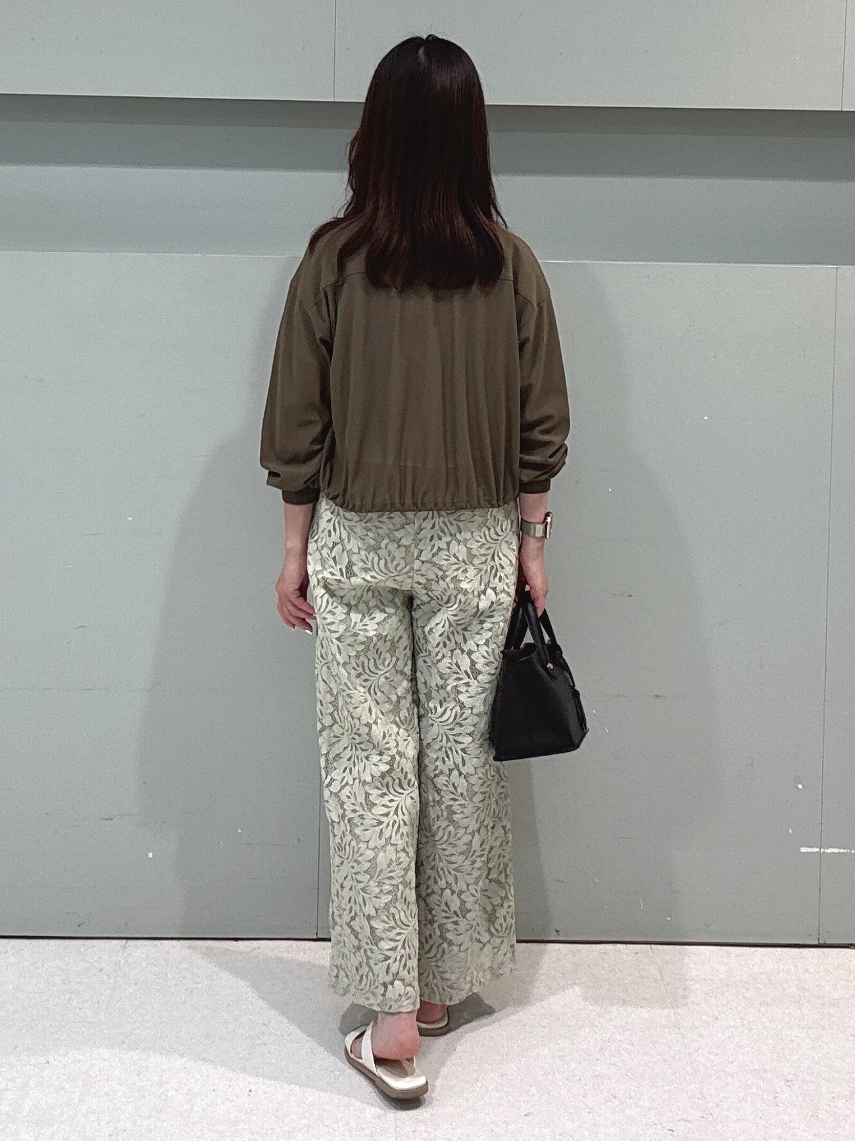 makiさんの「UNTITLED｜◆【洗える】シアーブルゾン」を使ったコーディネート