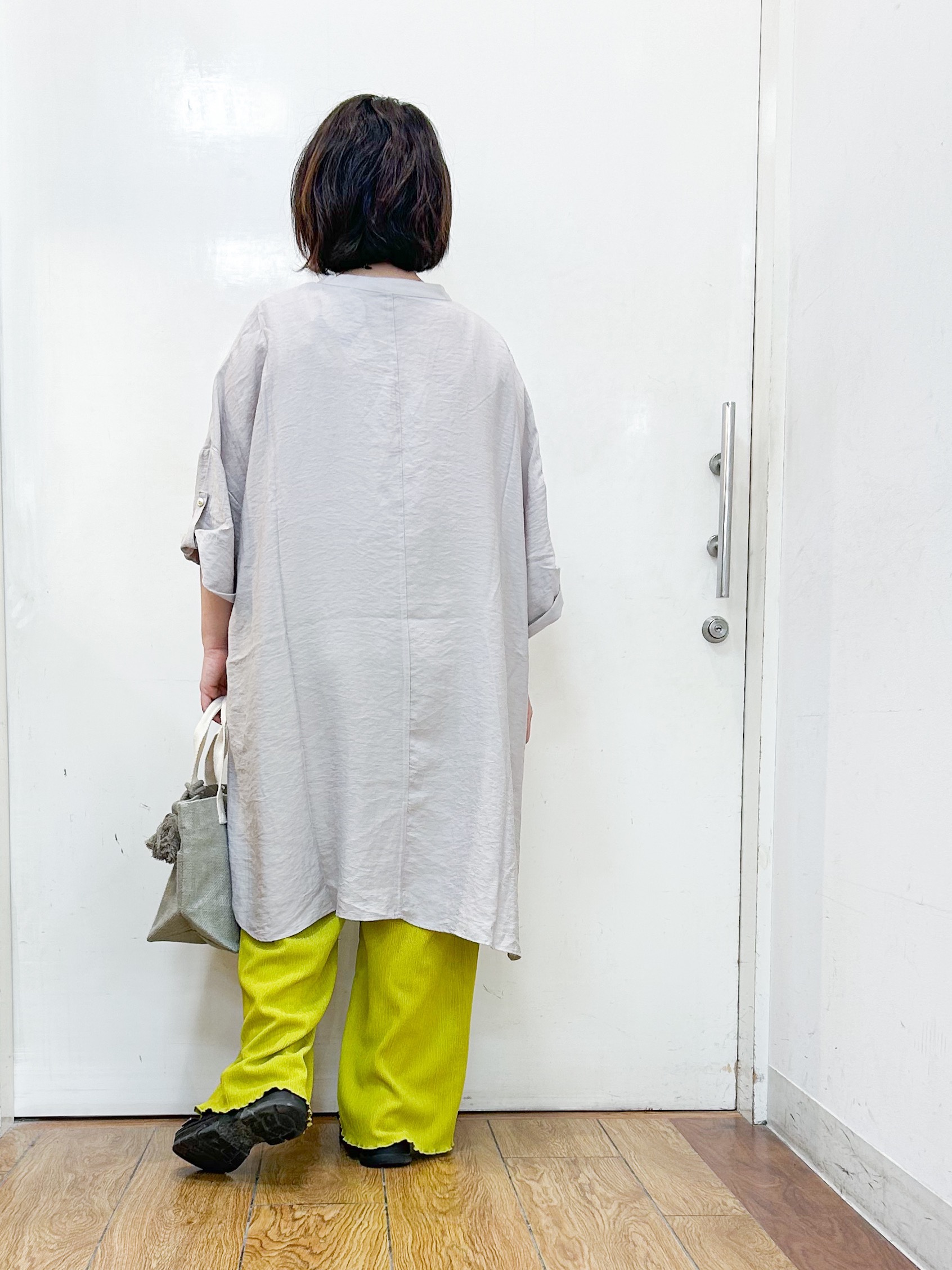 haruさんの「SHOO･LA･RUE｜【S-LL/洗濯機可】気になる体型すっぽり隠す スキッパードルマンチュニック」を使ったコーディネート