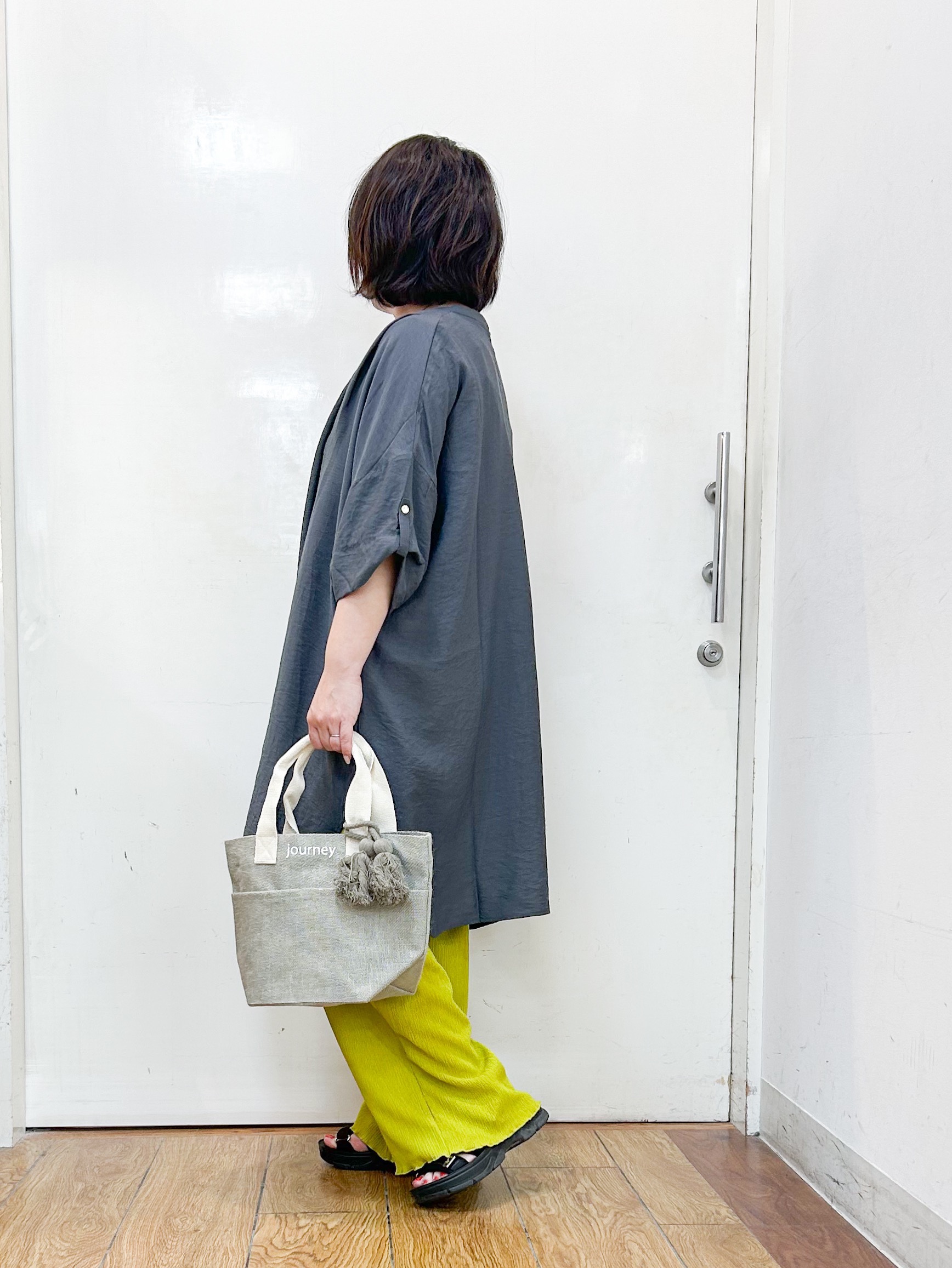 haruさんの「SHOO･LA･RUE｜【S-LL/洗濯機可】気になる体型すっぽり隠す スキッパードルマンチュニック」を使ったコーディネート