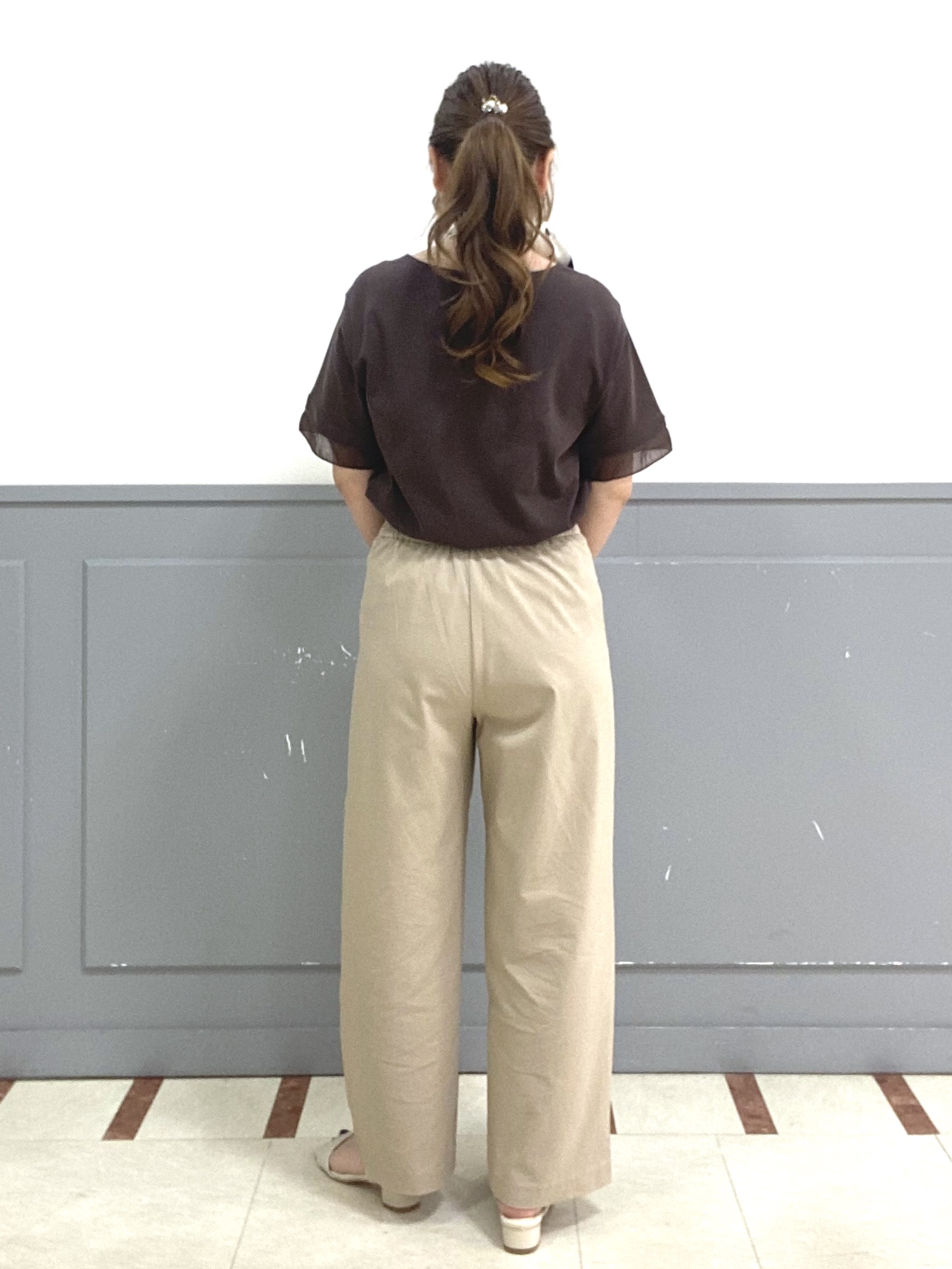 Sachieさんの「grove｜【二の腕カバー/UVカット】袖口シアースクエアネックTシャツ」を使ったコーディネート