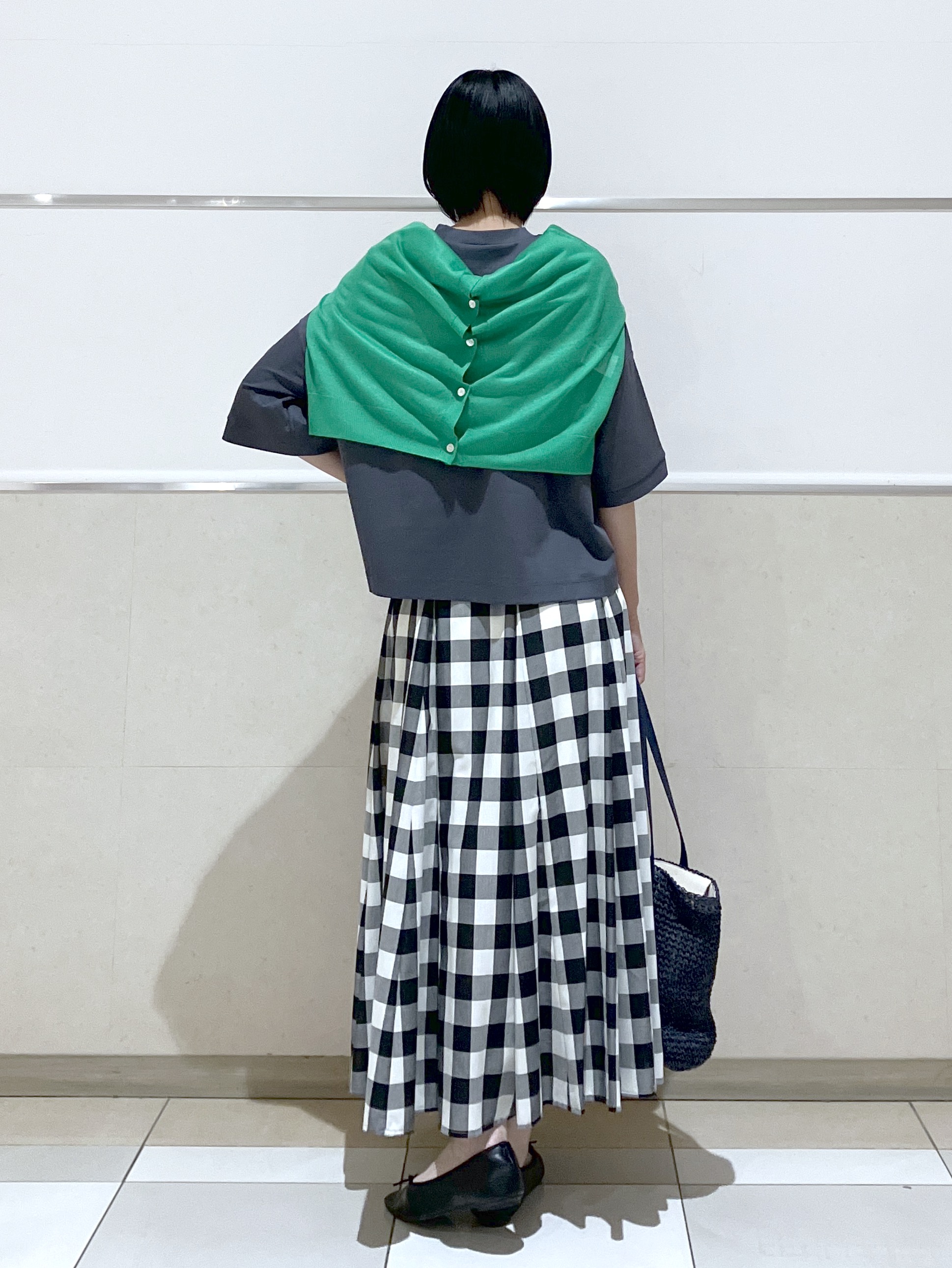 eriko さんの「Dessin｜【体型カバー】美光沢カットソーボクシーシルエット」を使ったコーディネート