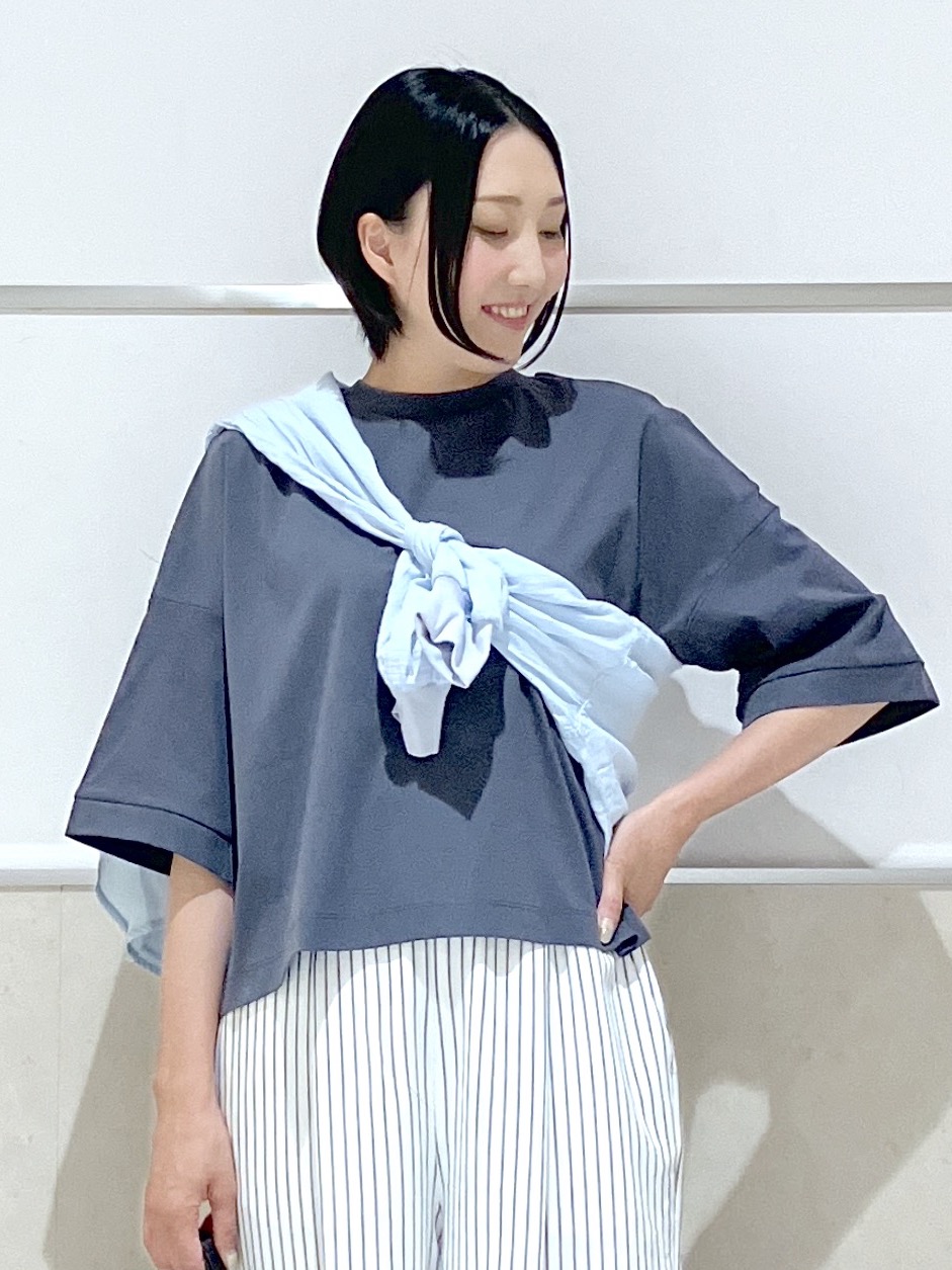 eriko さんの「Dessin｜【体型カバー】美光沢カットソーボクシーシルエット」を使ったコーディネート