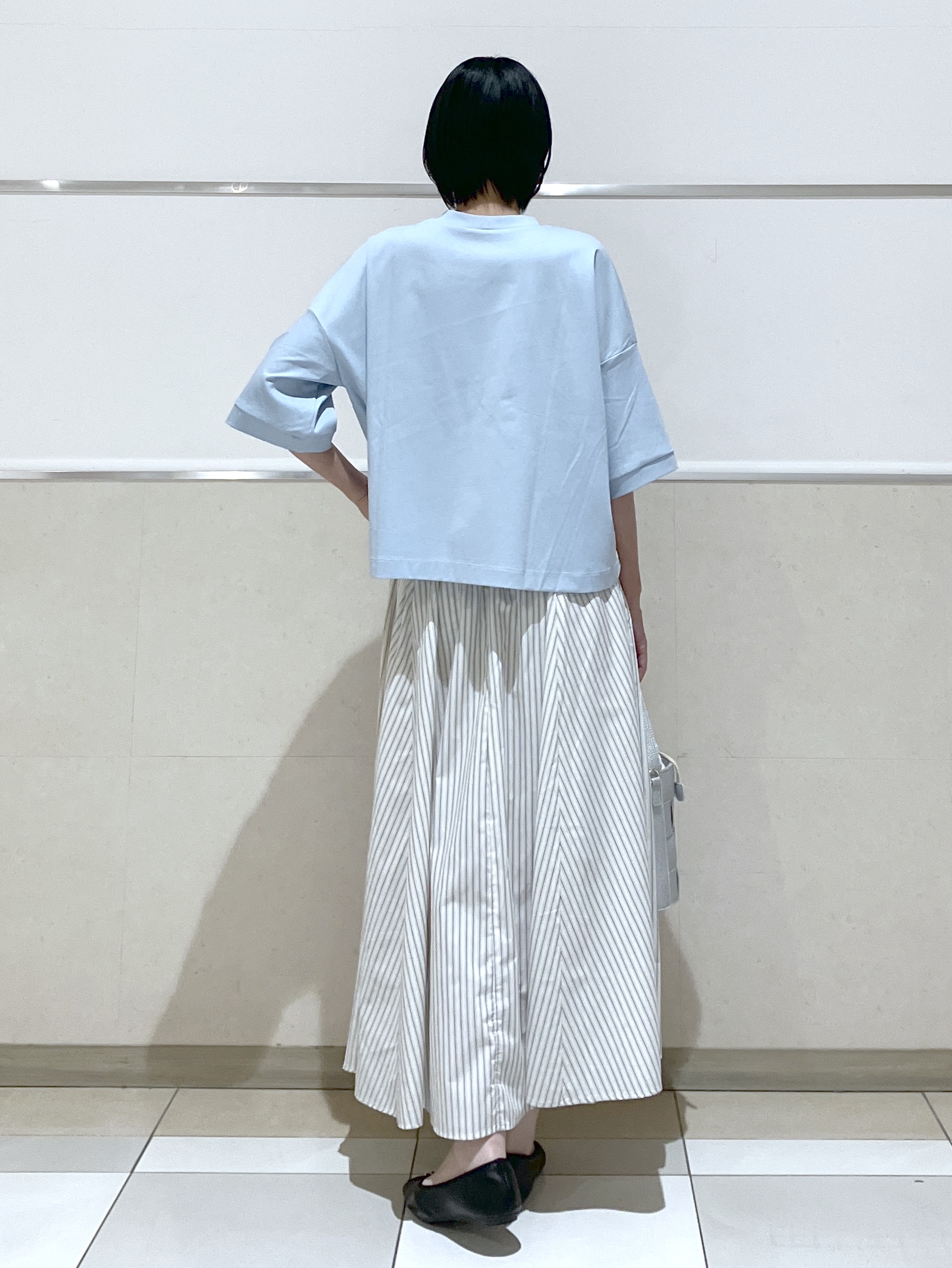 eriko さんの「Dessin｜【体型カバー】美光沢カットソーボクシーシルエット」を使ったコーディネート