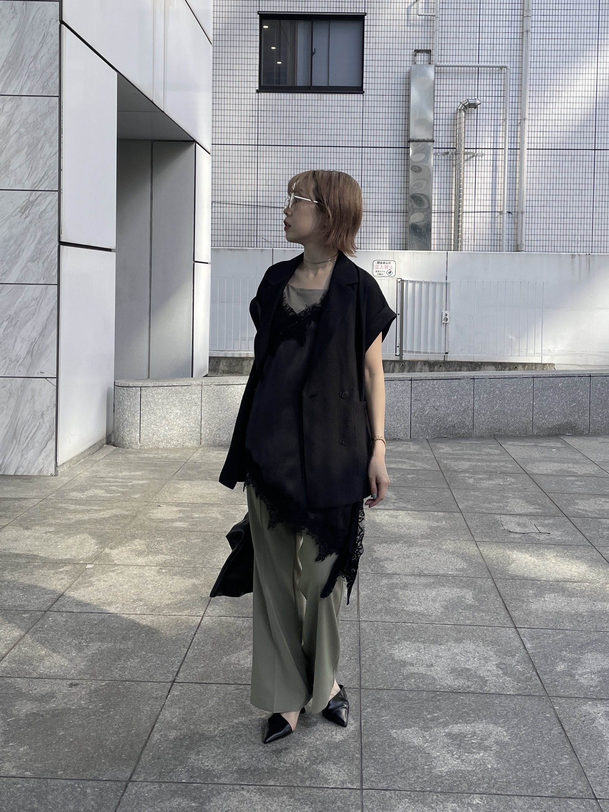 mikuさんの「INDIVI｜ワッシャーシアー半袖ダブルジャケット」を使ったコーディネート