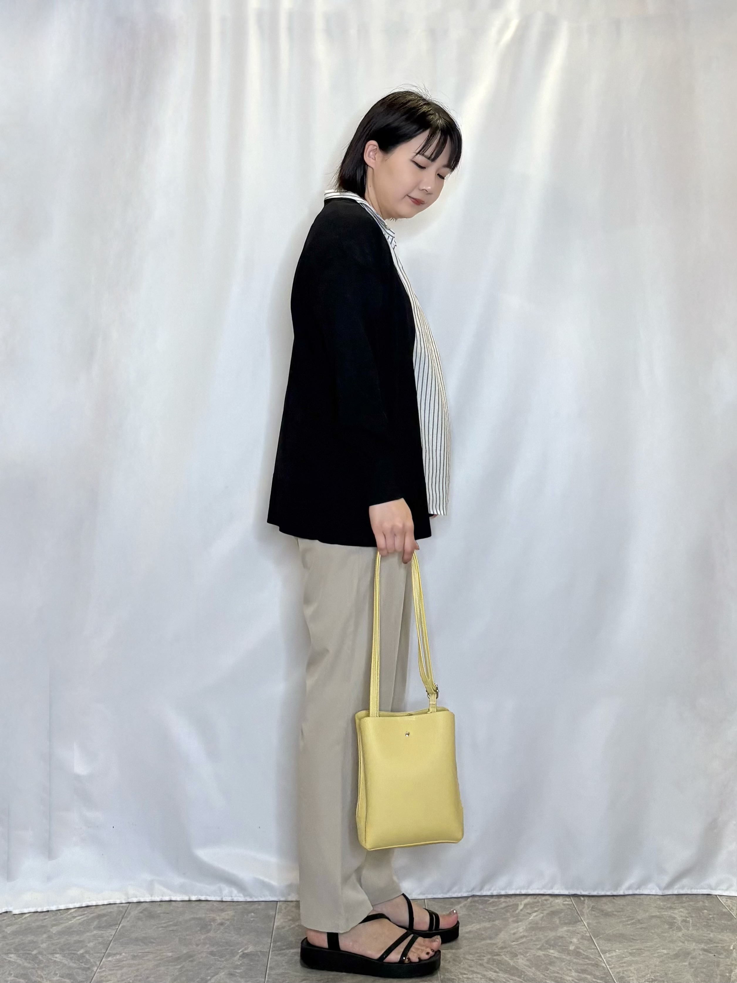 ネリさんの「SHOO･LA･RUE｜【洗濯機可/UV】さらっとしたタッチが心地よい ミドルカーディガン」を使ったコーディネート