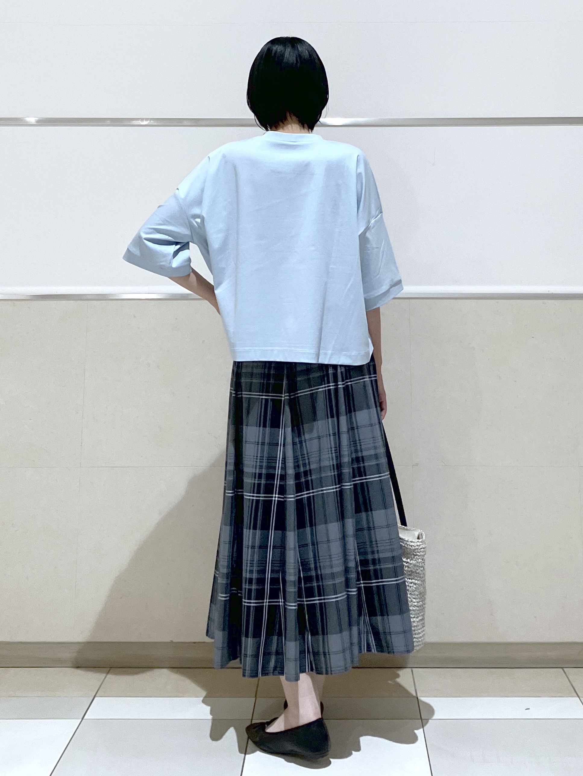 eriko さんの「Dessin｜【体型カバー】美光沢カットソーボクシーシルエット」を使ったコーディネート
