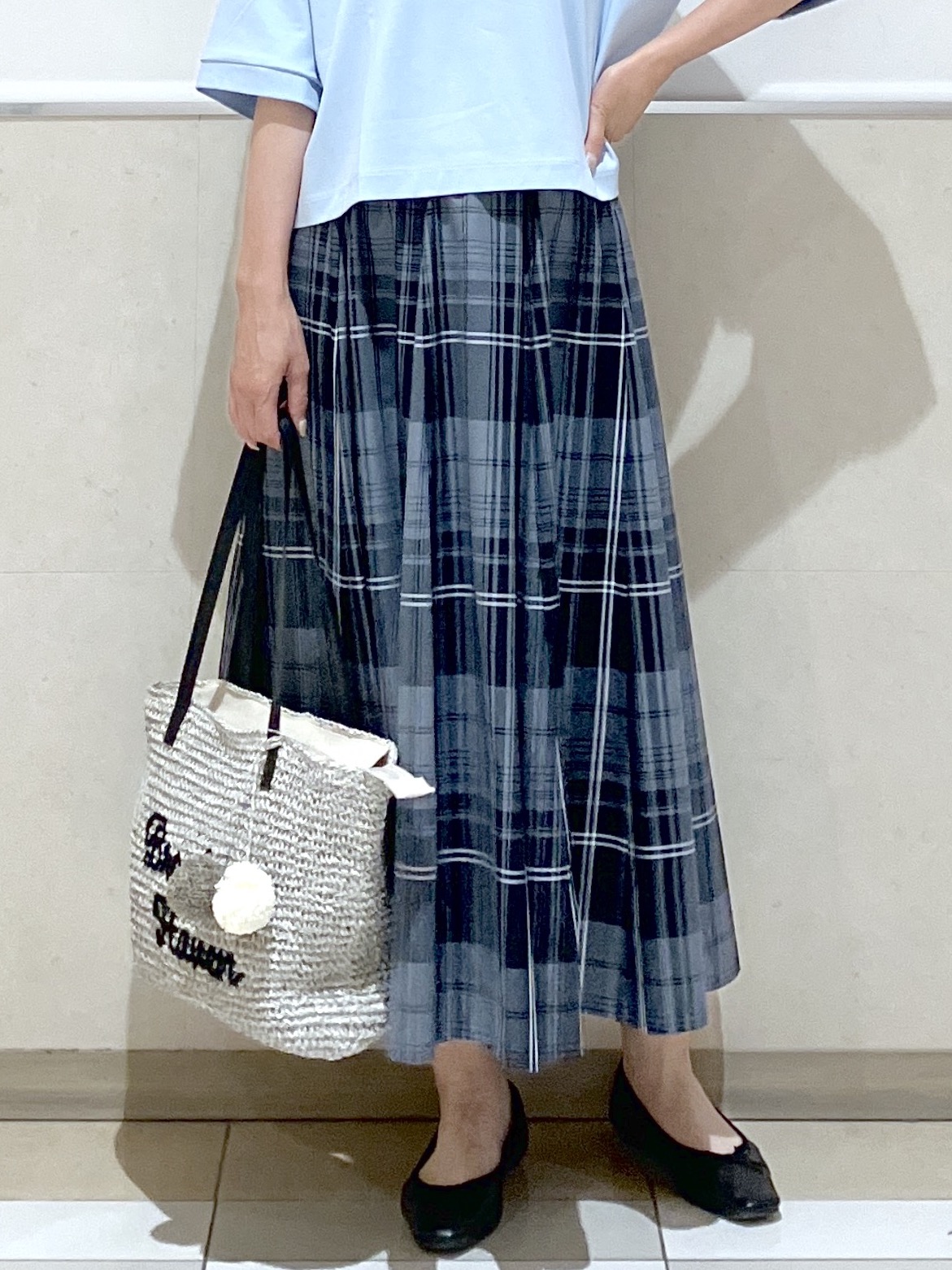 eriko さんの「Dessin｜【体型カバー】美光沢カットソーボクシーシルエット」を使ったコーディネート