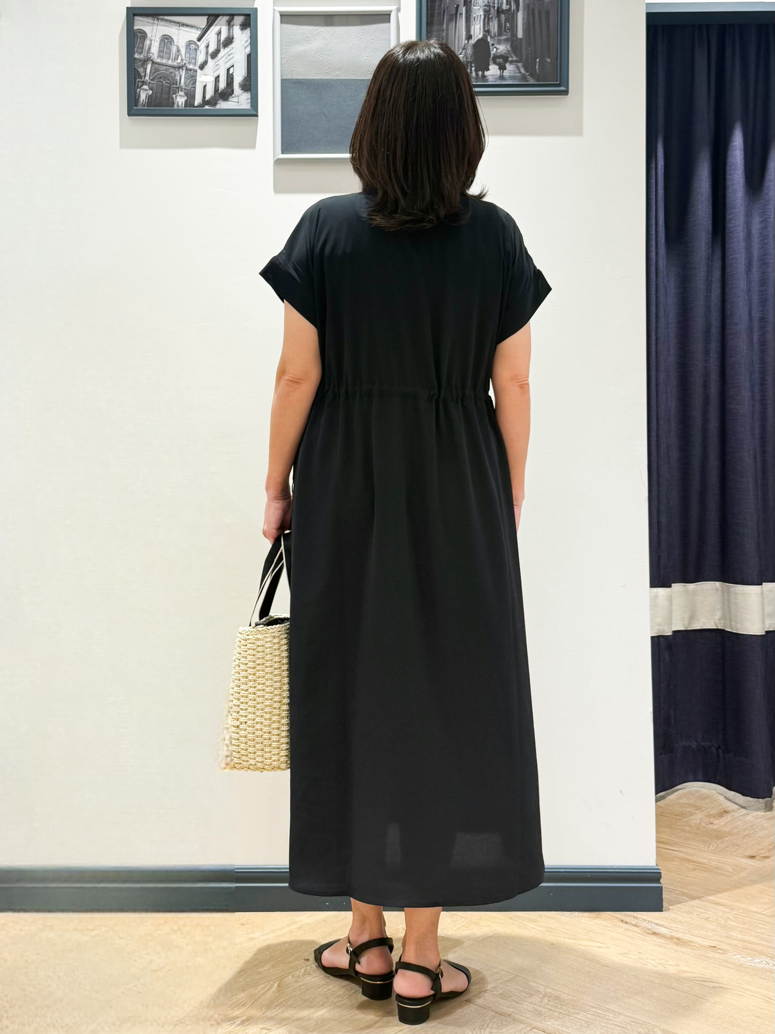 Lilyさんの「grove｜【洗える/体型カバー】ウエストドロストワンピース」を使ったコーディネート