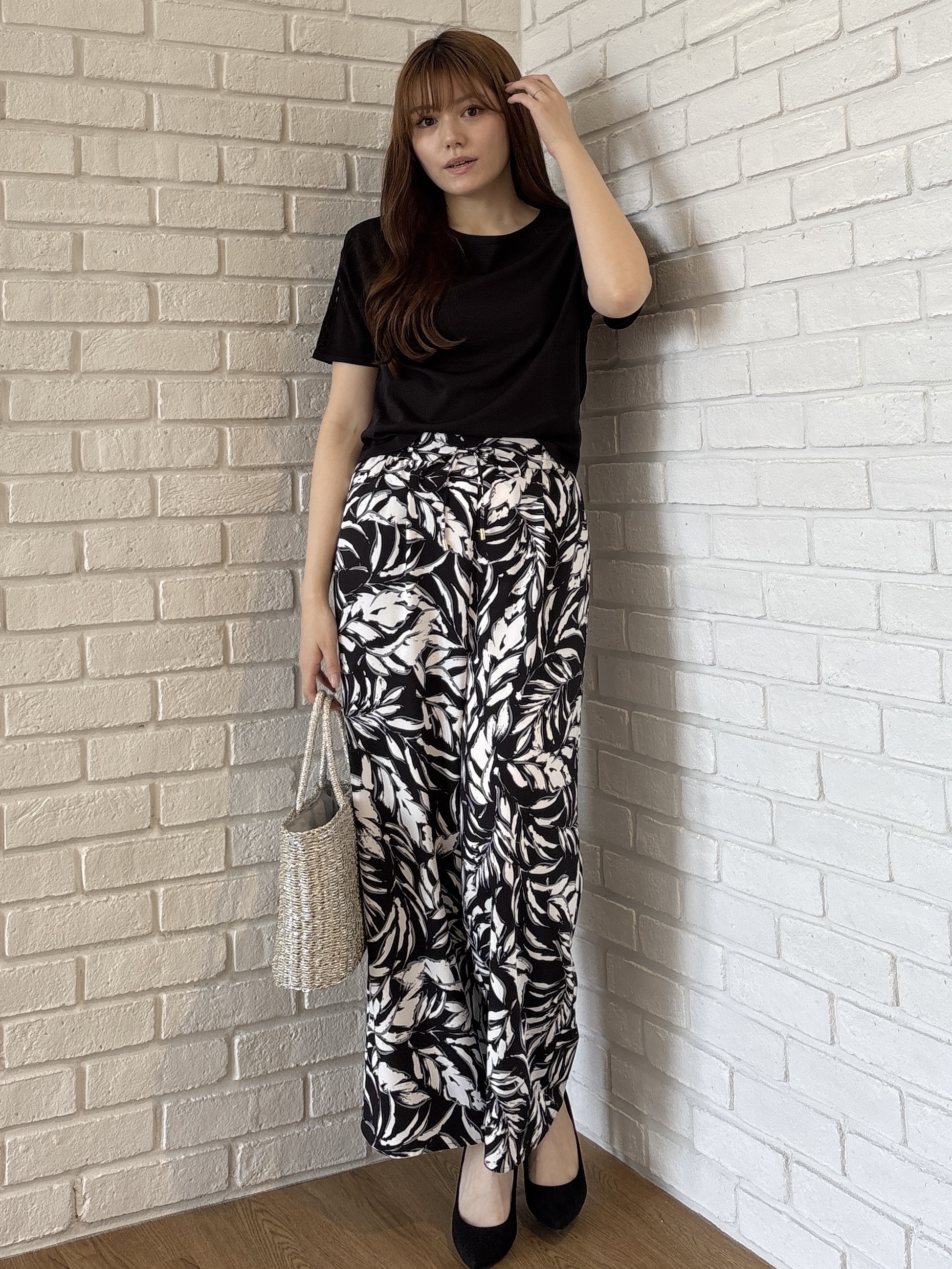 sayaさんの「COUP DE CHANCE｜【手洗い可／日本製／接触冷感】袖クロス編みニット」を使ったコーディネート