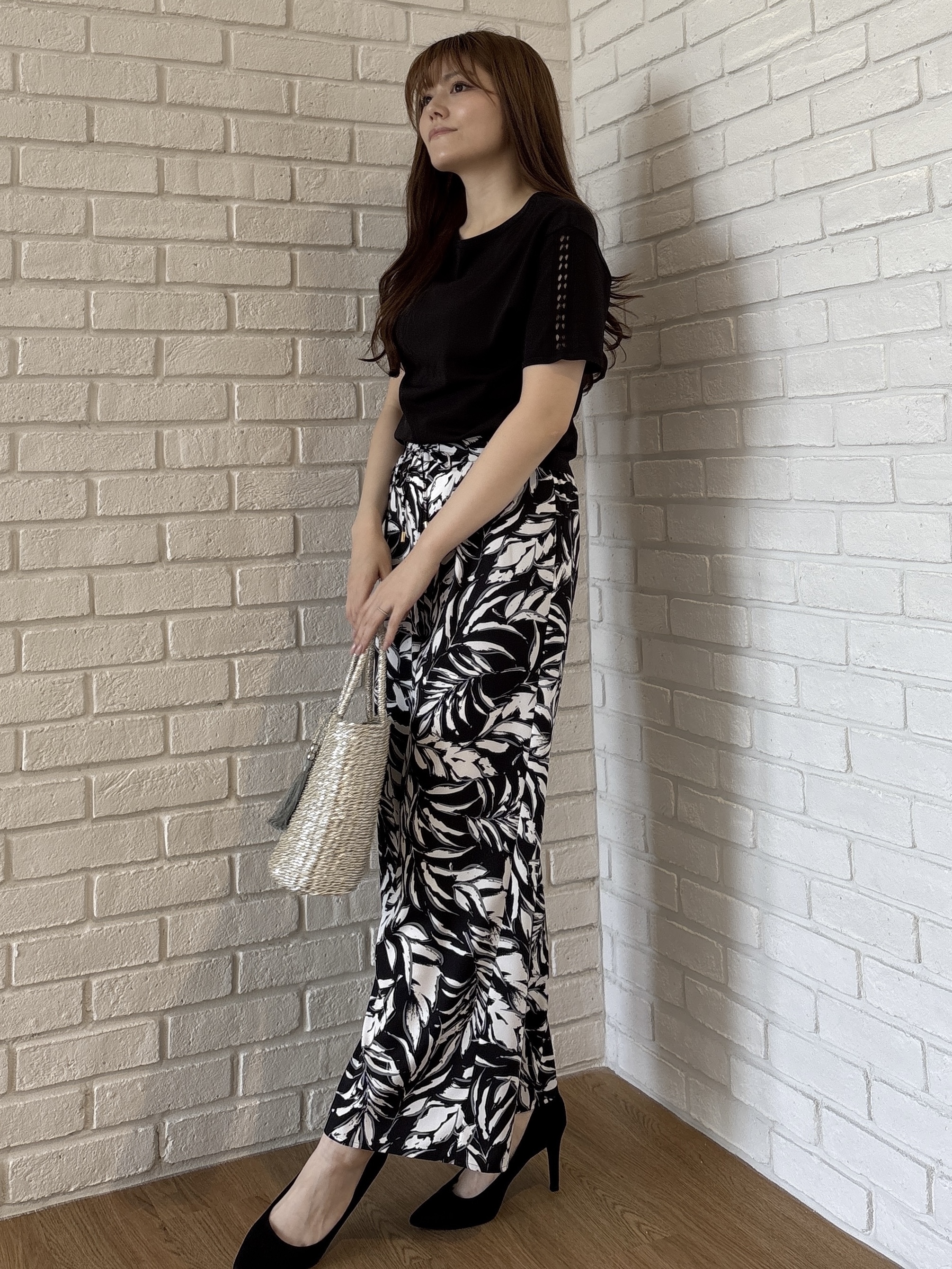sayaさんの「COUP DE CHANCE｜【手洗い可／日本製／接触冷感】袖クロス編みニット」を使ったコーディネート