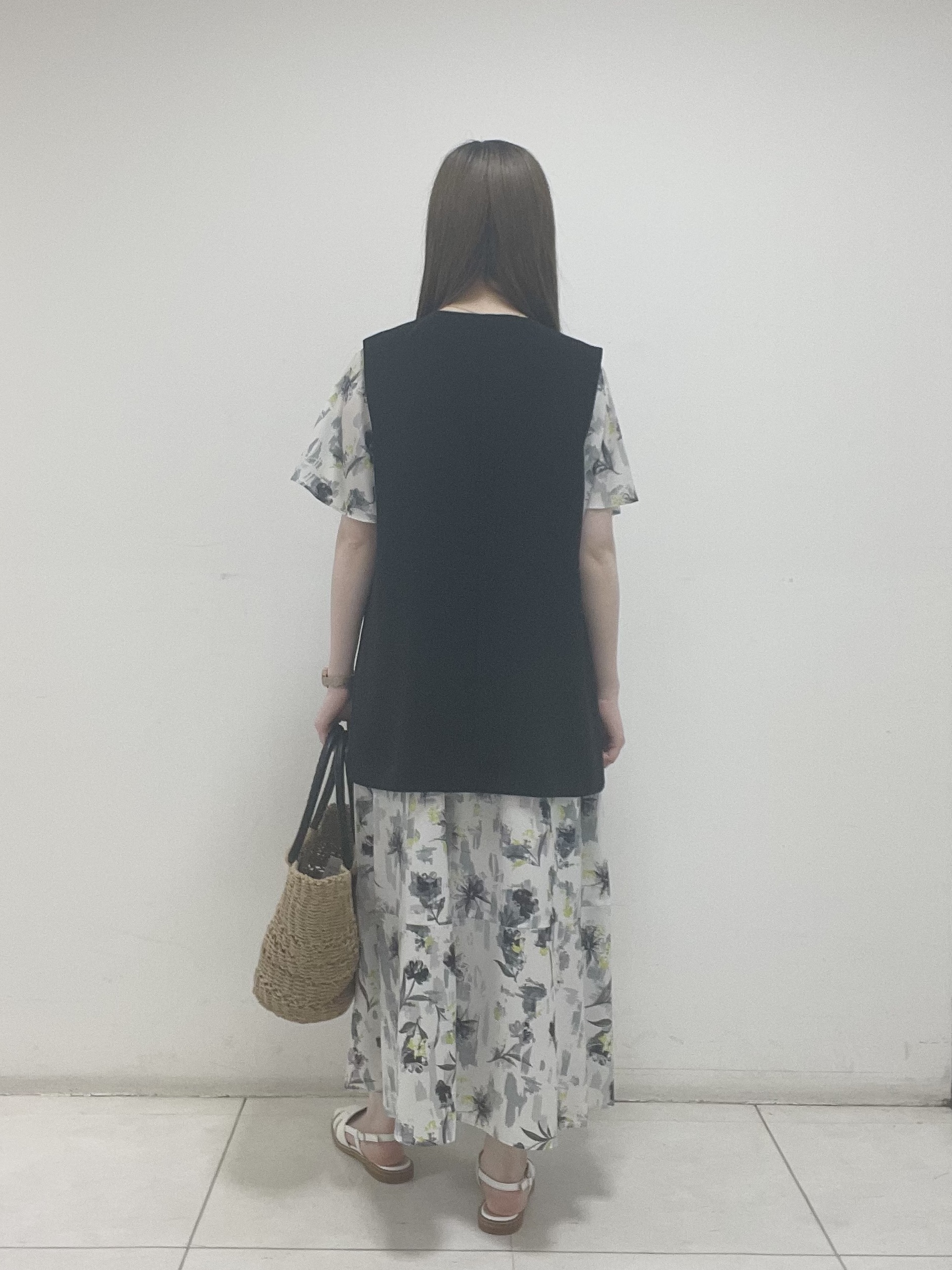 mさんの「INDIVI｜【洗える／多機能／SETUP可】着る日傘ジレジャケット」を使ったコーディネート