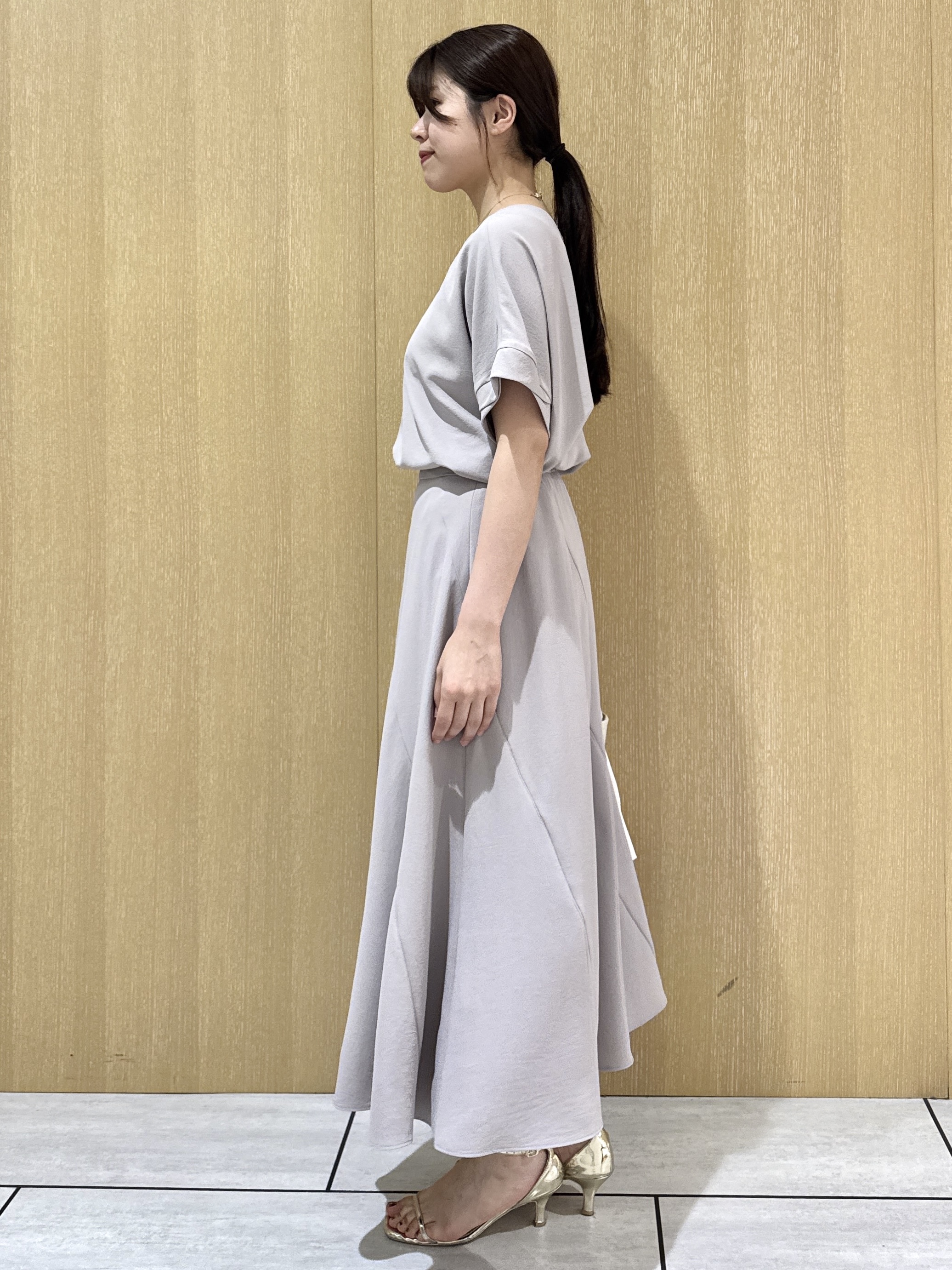 nanaさんの「UNTITLED｜【セットアップ可/UVカット/前後2WAY】リラクシーフレンチスリーブブラウス」を使ったコーディネート