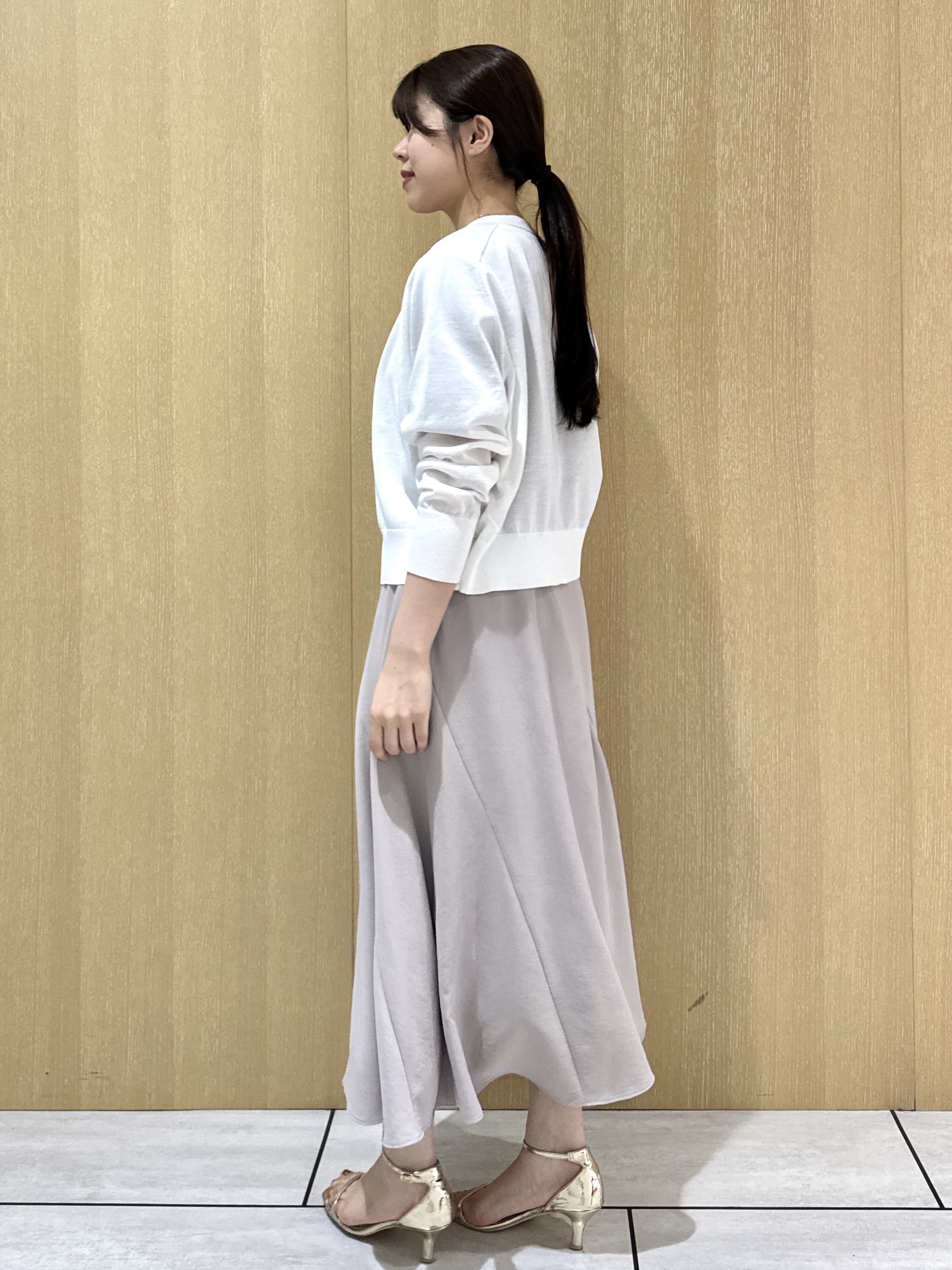 nanaさんの「UNTITLED｜【セットアップ可/UVカット/前後2WAY】リラクシーフレンチスリーブブラウス」を使ったコーディネート