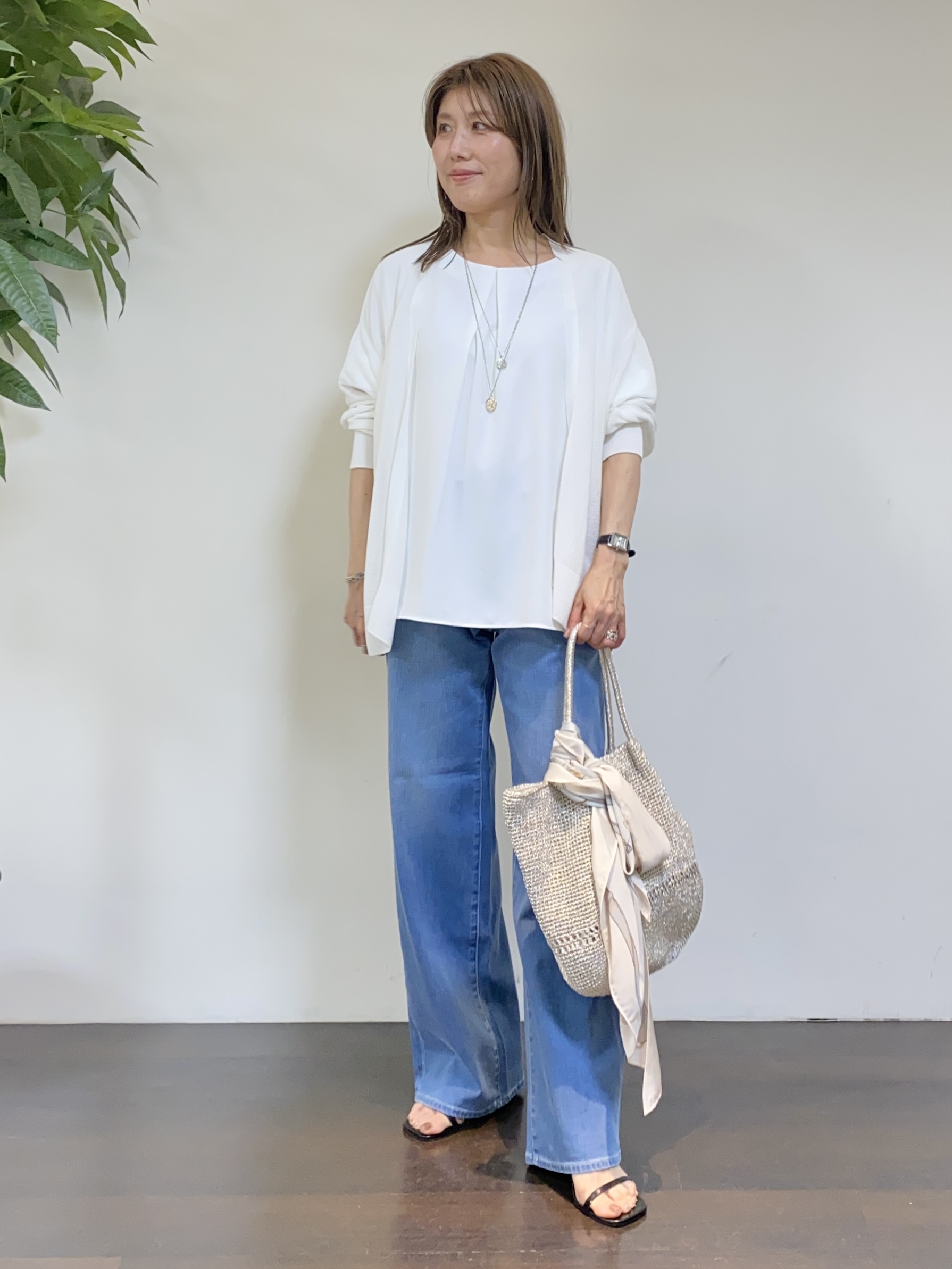 tomoさんの「UNTITLED｜【日除け・冷房対策に】コットンリネンカーディガン」を使ったコーディネート