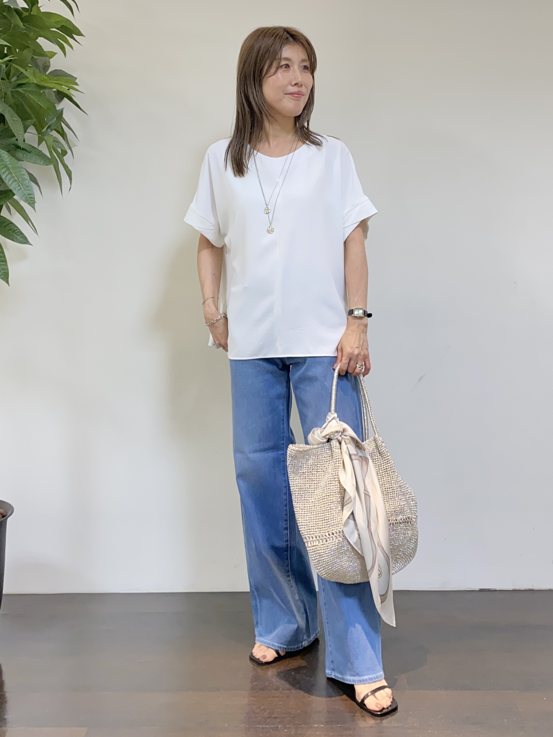 tomoさんの「UNTITLED｜【日除け・冷房対策に】コットンリネンカーディガン」を使ったコーディネート