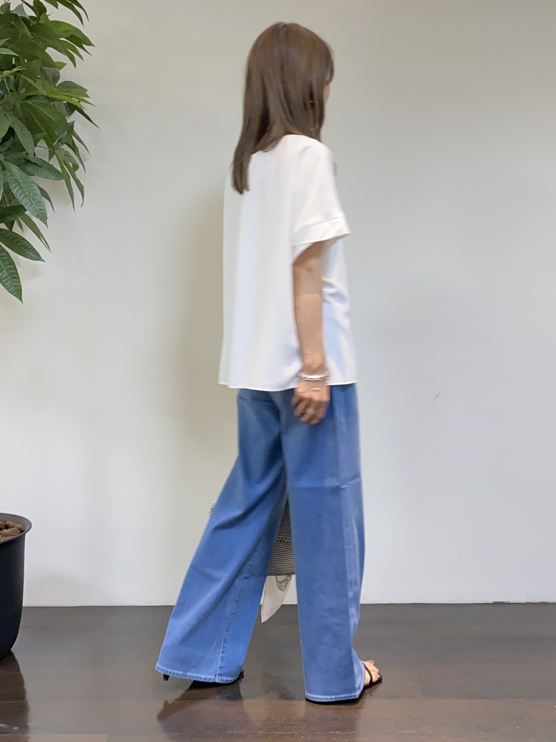 tomoさんの「UNTITLED｜【日除け・冷房対策に】コットンリネンカーディガン」を使ったコーディネート