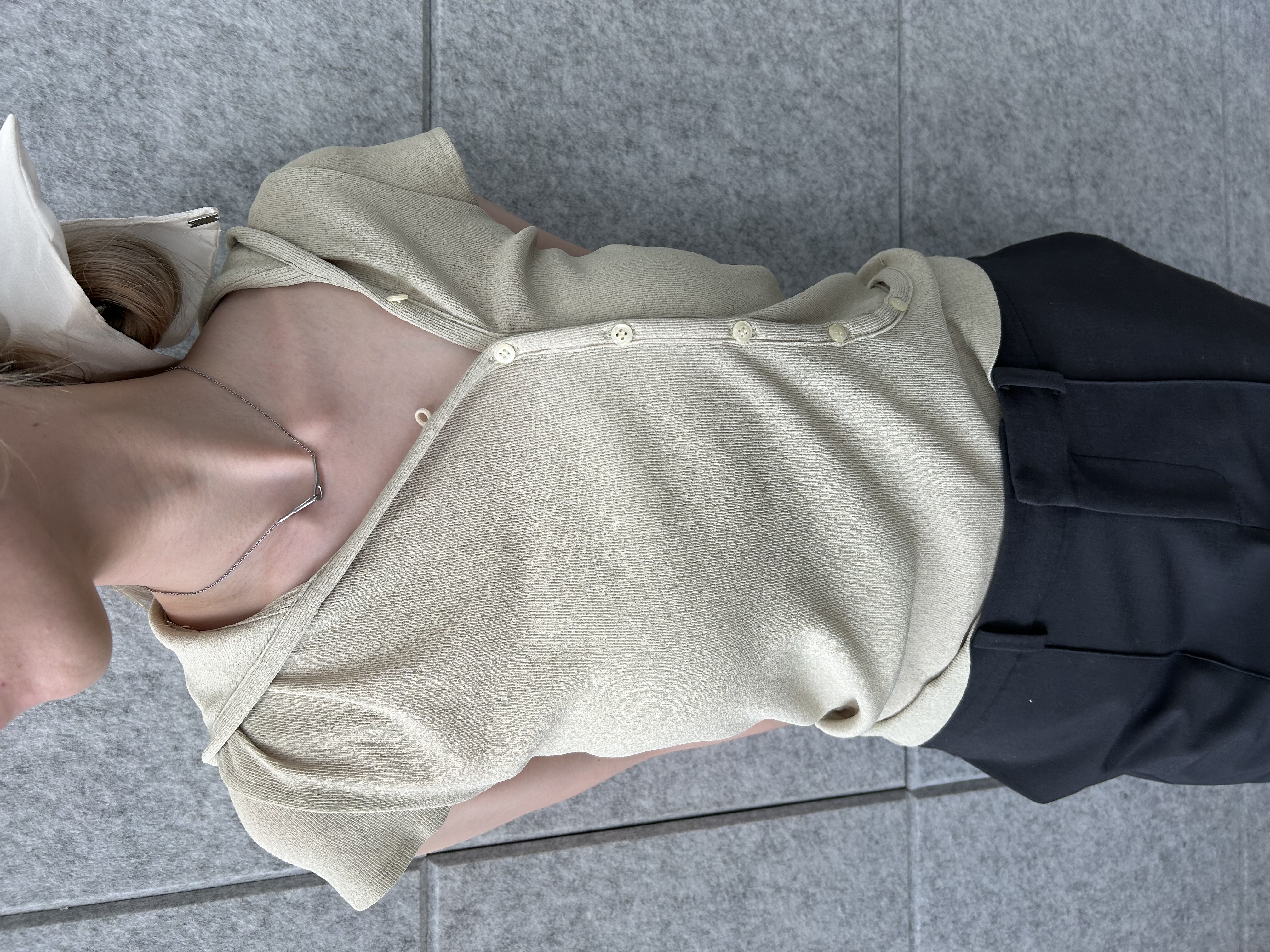 honoka Aさんの「CODE A｜soft button hood tee」を使ったコーディネート
