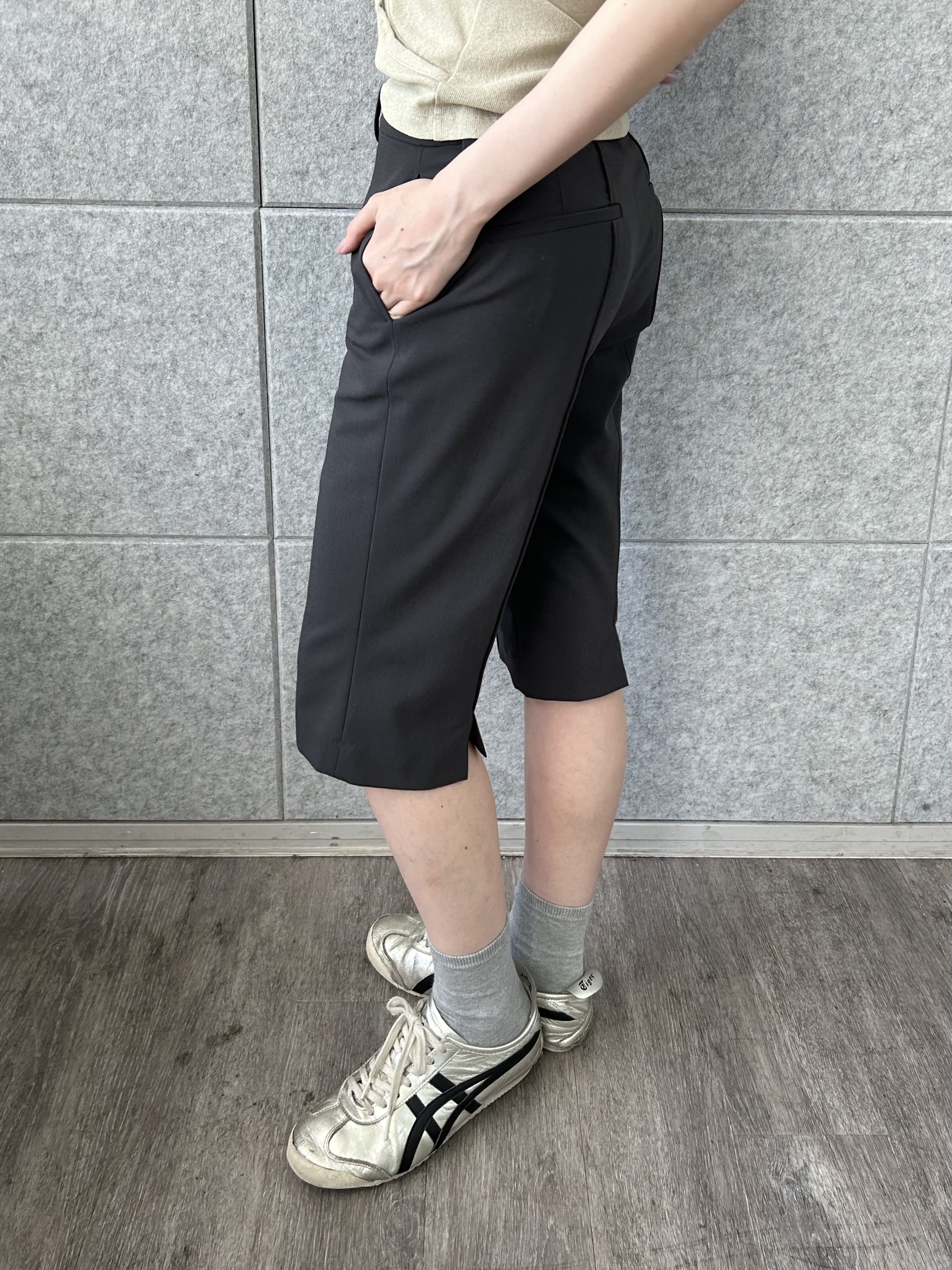honoka Aさんの「CODE A｜soft button hood tee」を使ったコーディネート