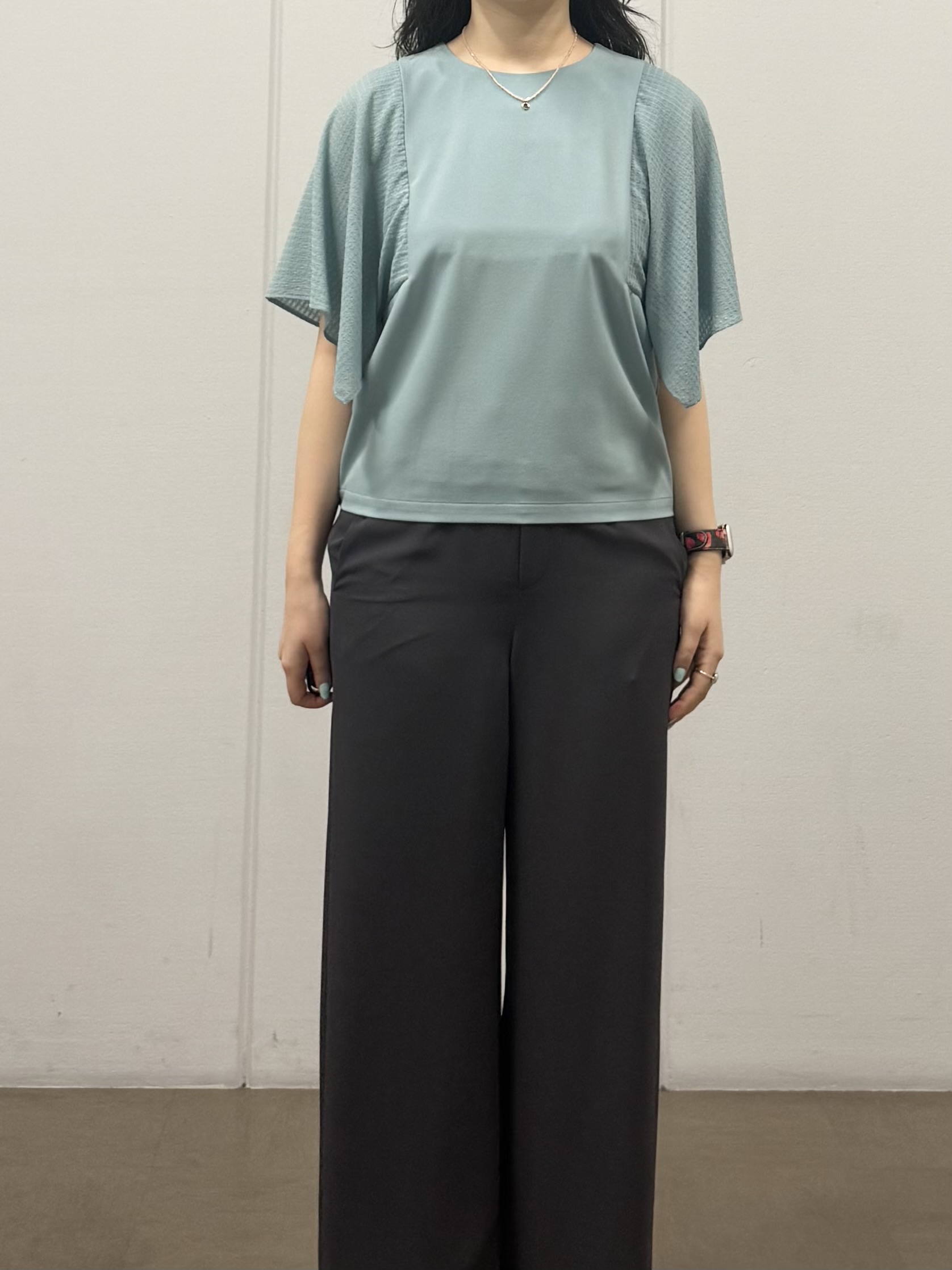 mizukiさんの「INDIVI｜【接触冷感／透湿／着る日傘】ドルマンダブルジャケット」を使ったコーディネート